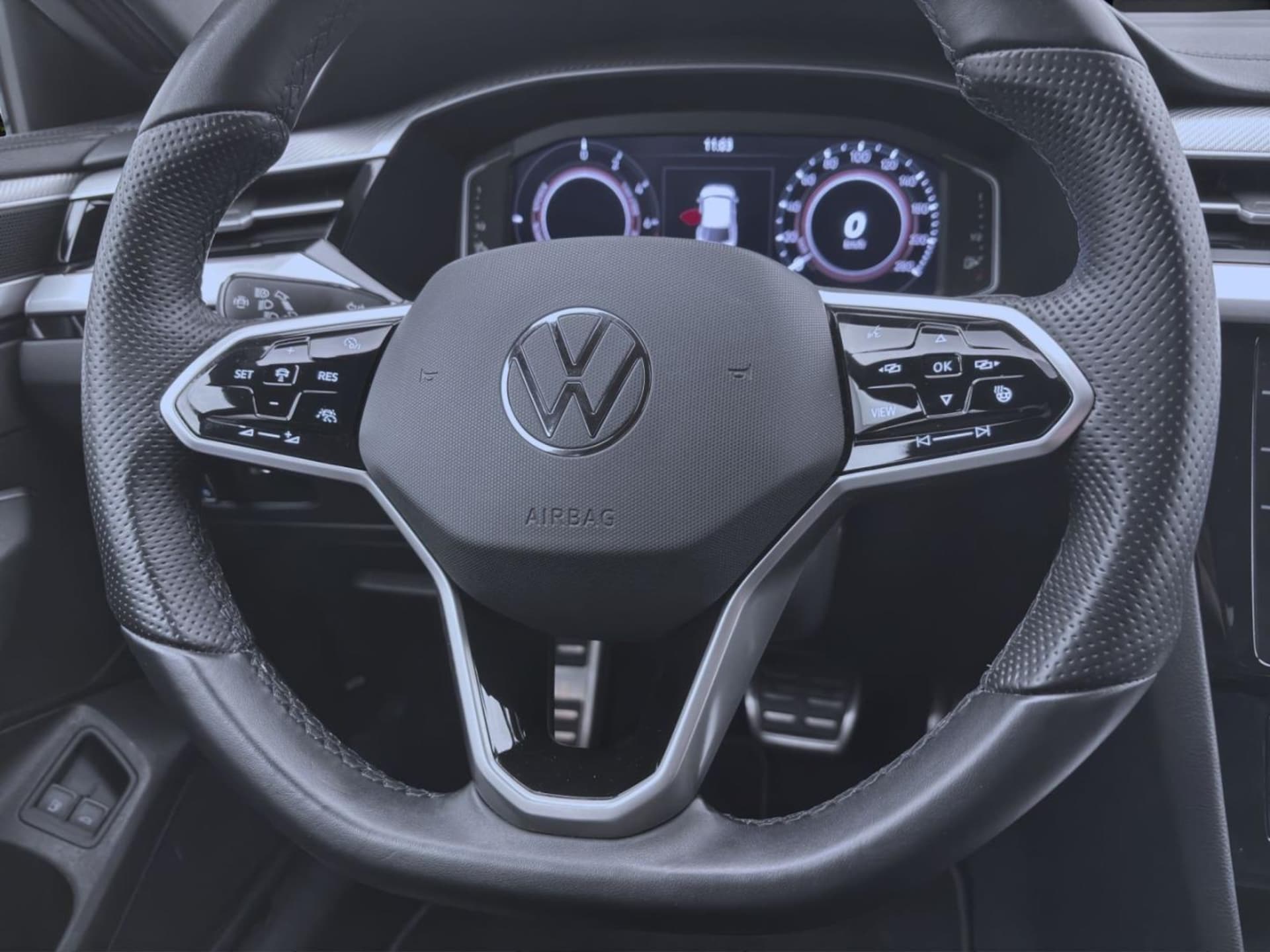 Volkswagen Arteon R-Line
