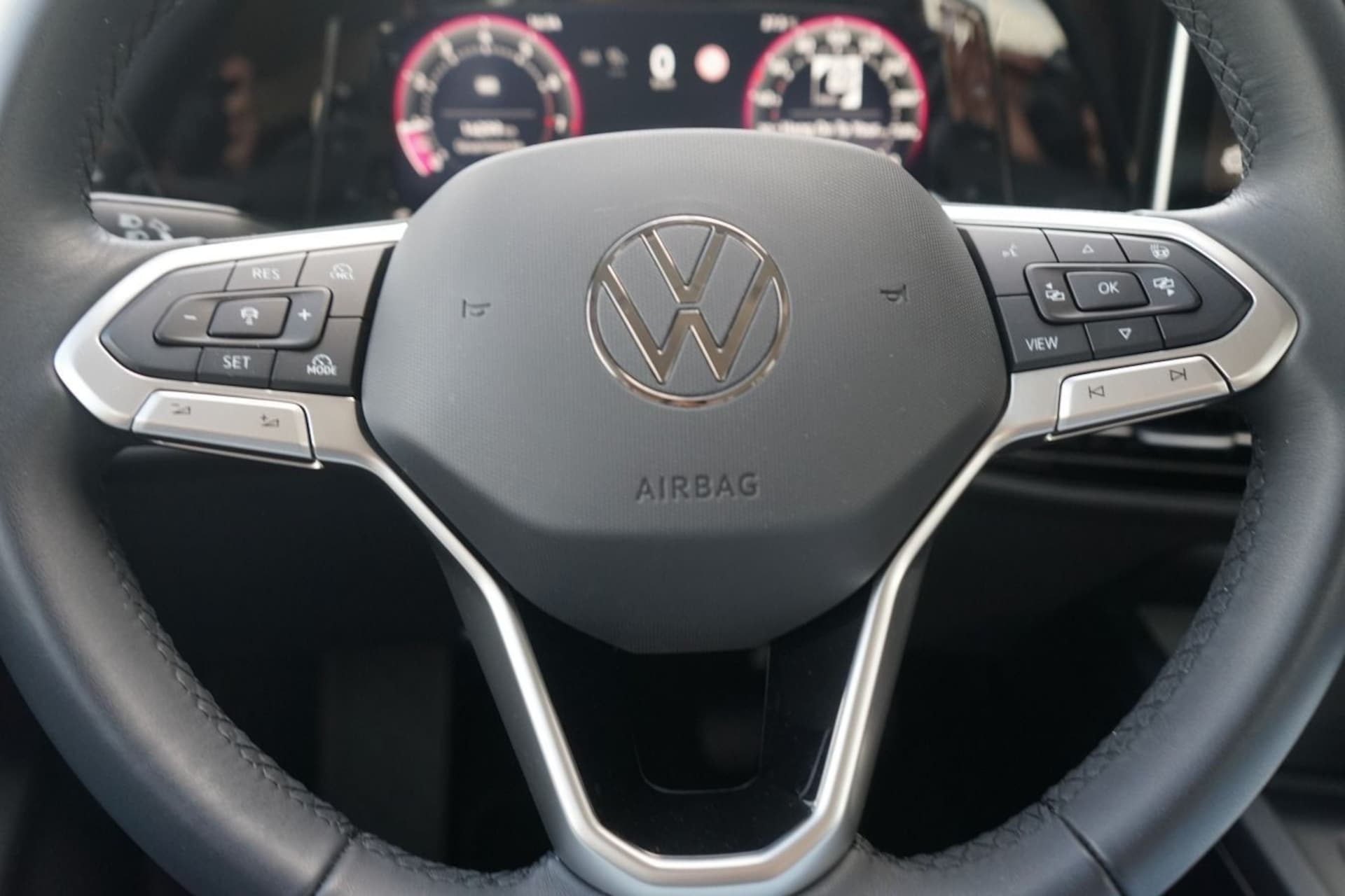 Volkswagen Golf Life