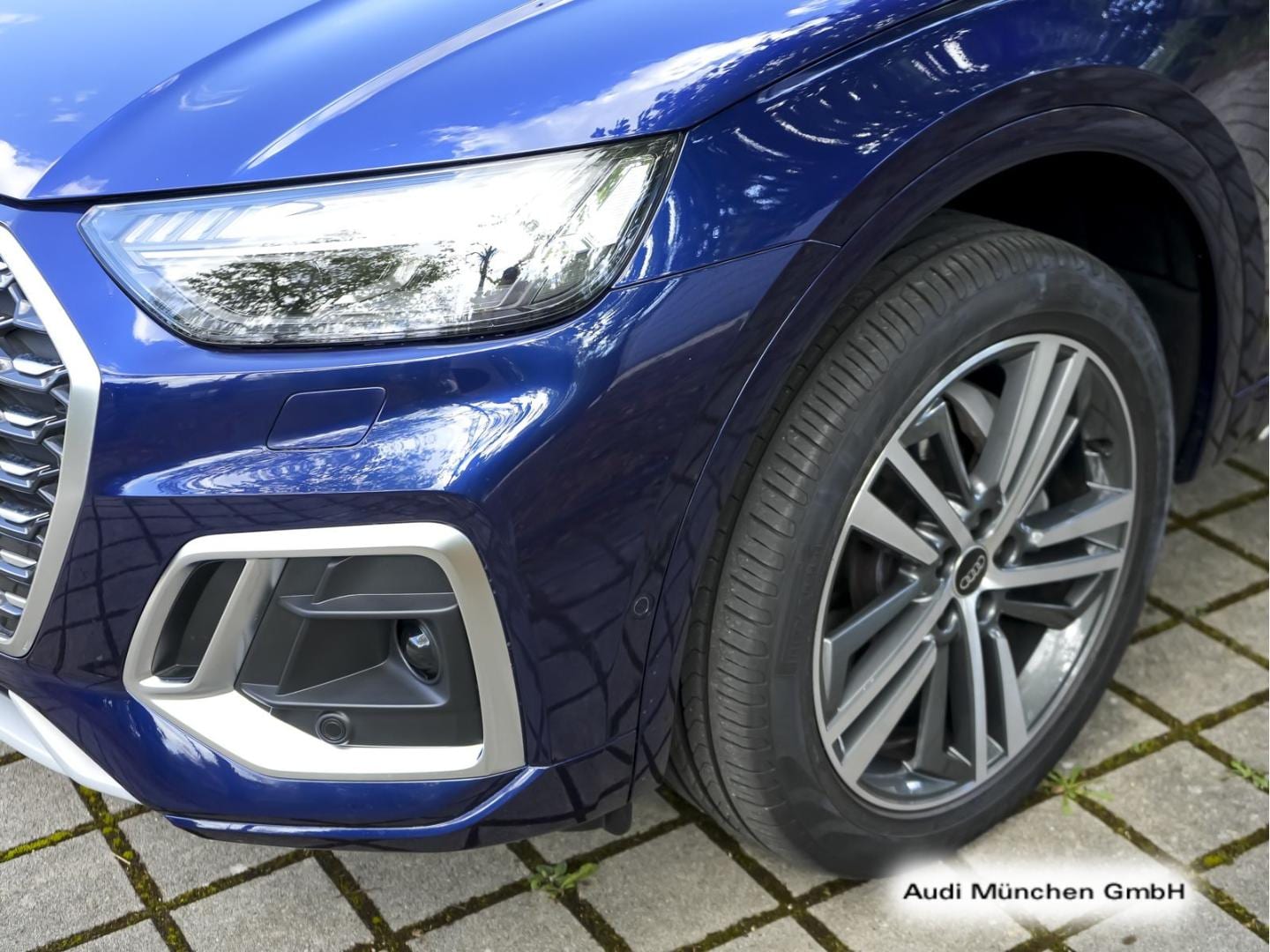 Bild über Audi Q5 Sportback 40 TFSI quattro S tronic - für weitere Informationen kontaktieren Sie den Audi Partner