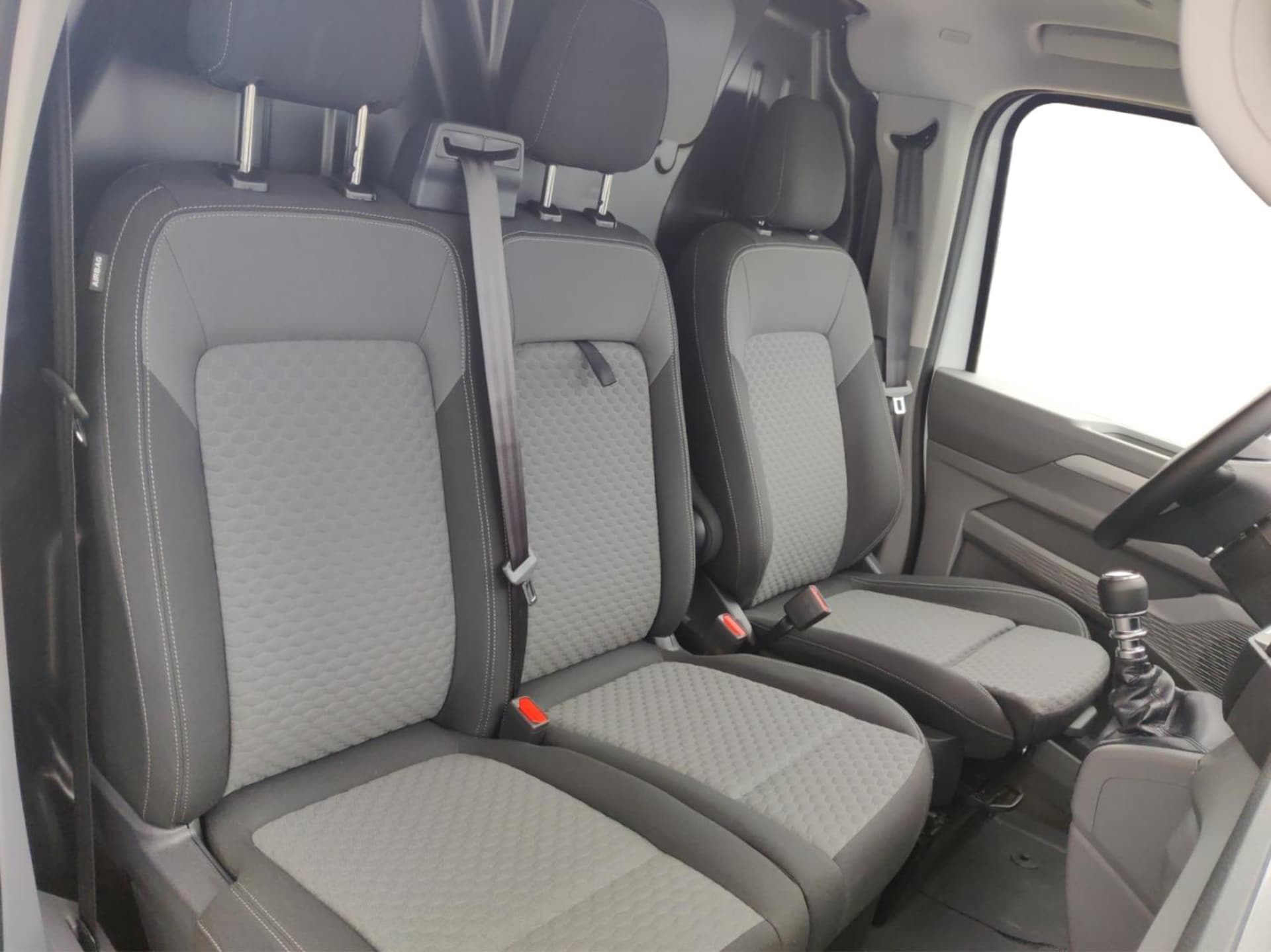 Volkswagen Transporter Kasten kurzer Radstand