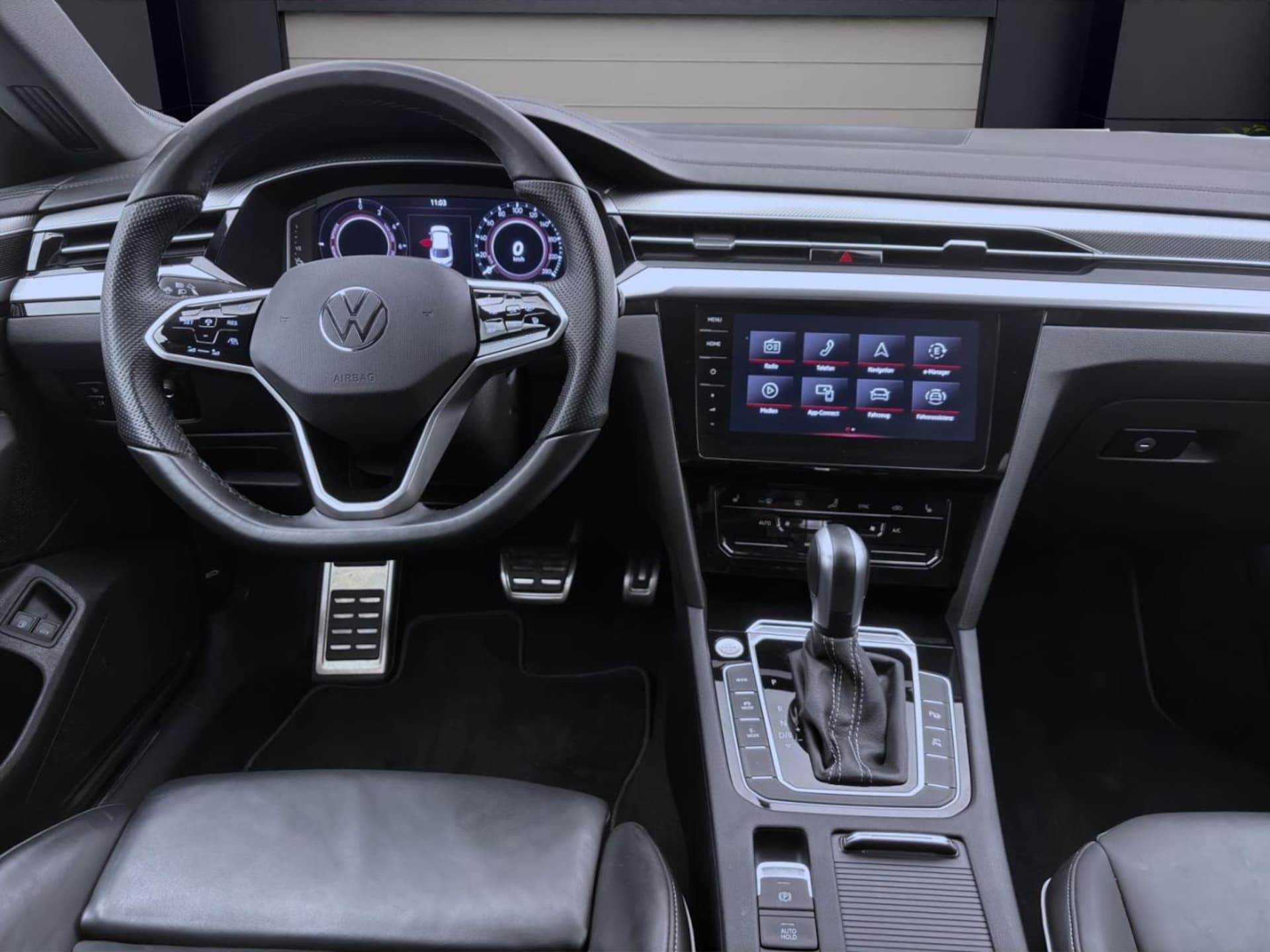 Volkswagen Arteon R-Line