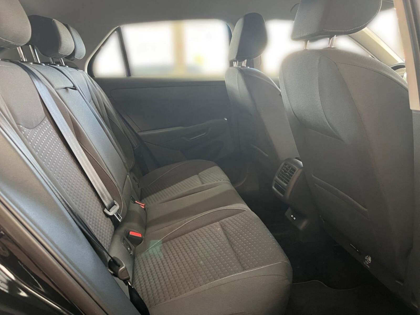 Volkswagen T-Roc – Bild 15