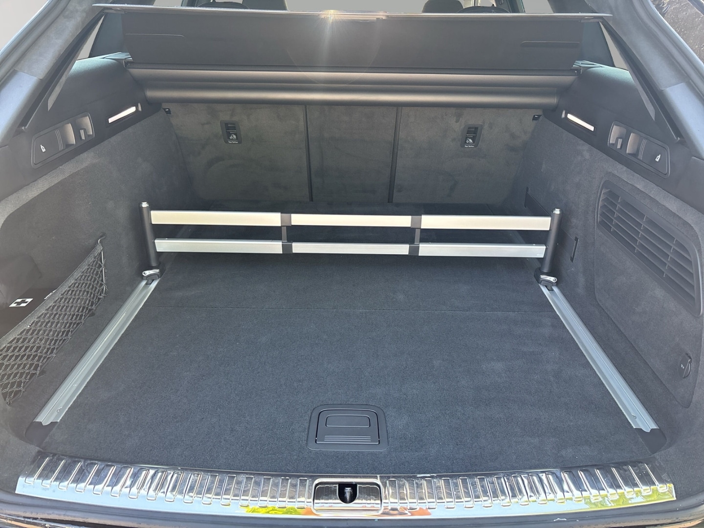 Image about Audi RS 6 Avant performance quattro tiptronic