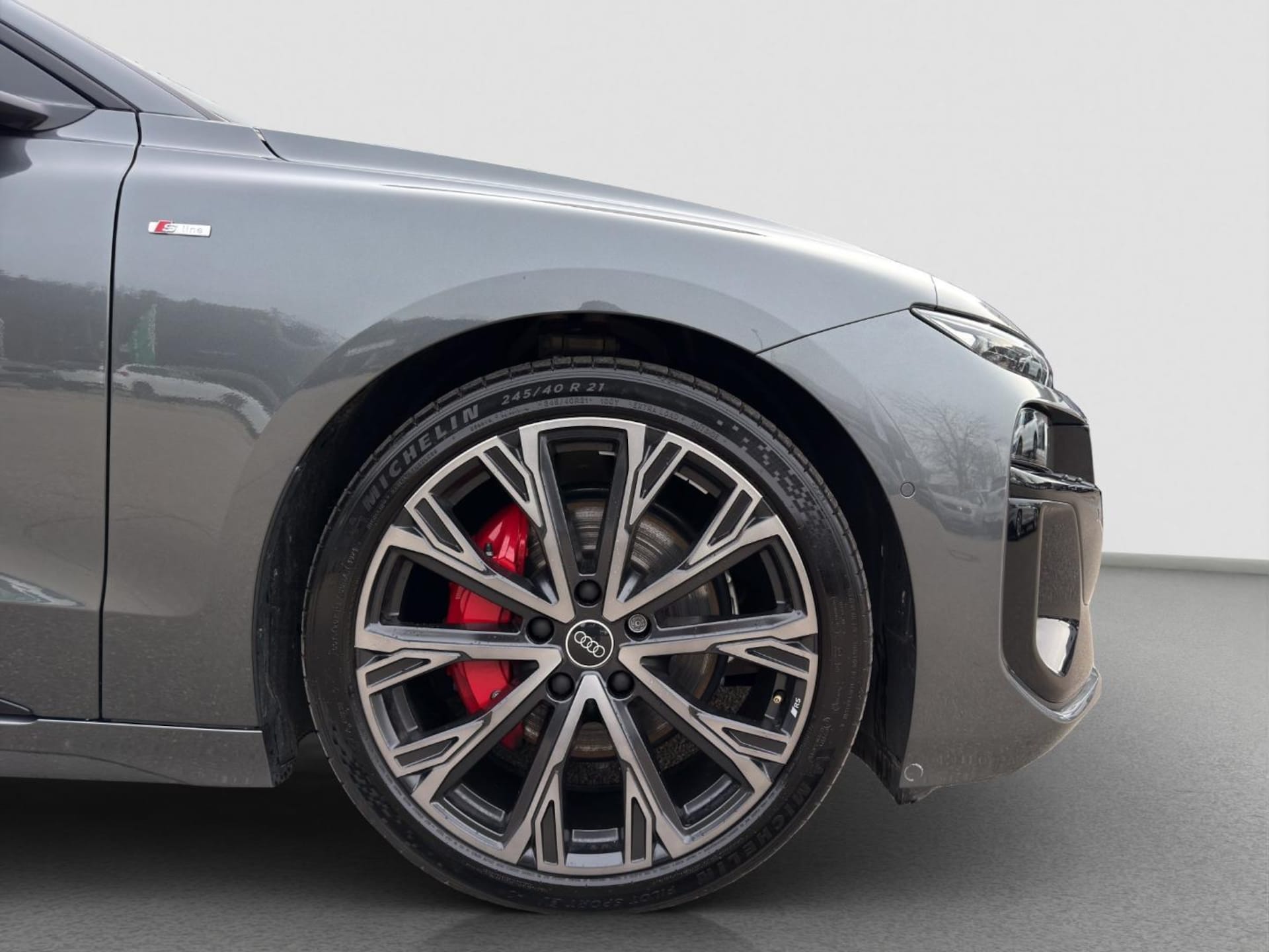 Audi A6 Avant e-tron edition one