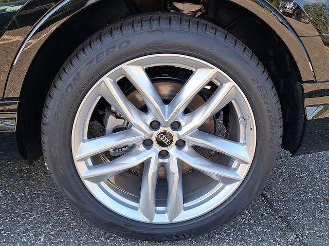 2025 Audi Q7 Premium Plus - Photo 10