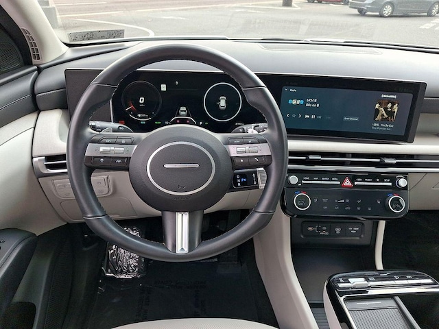 2025 Hyundai Tucson Hybrid