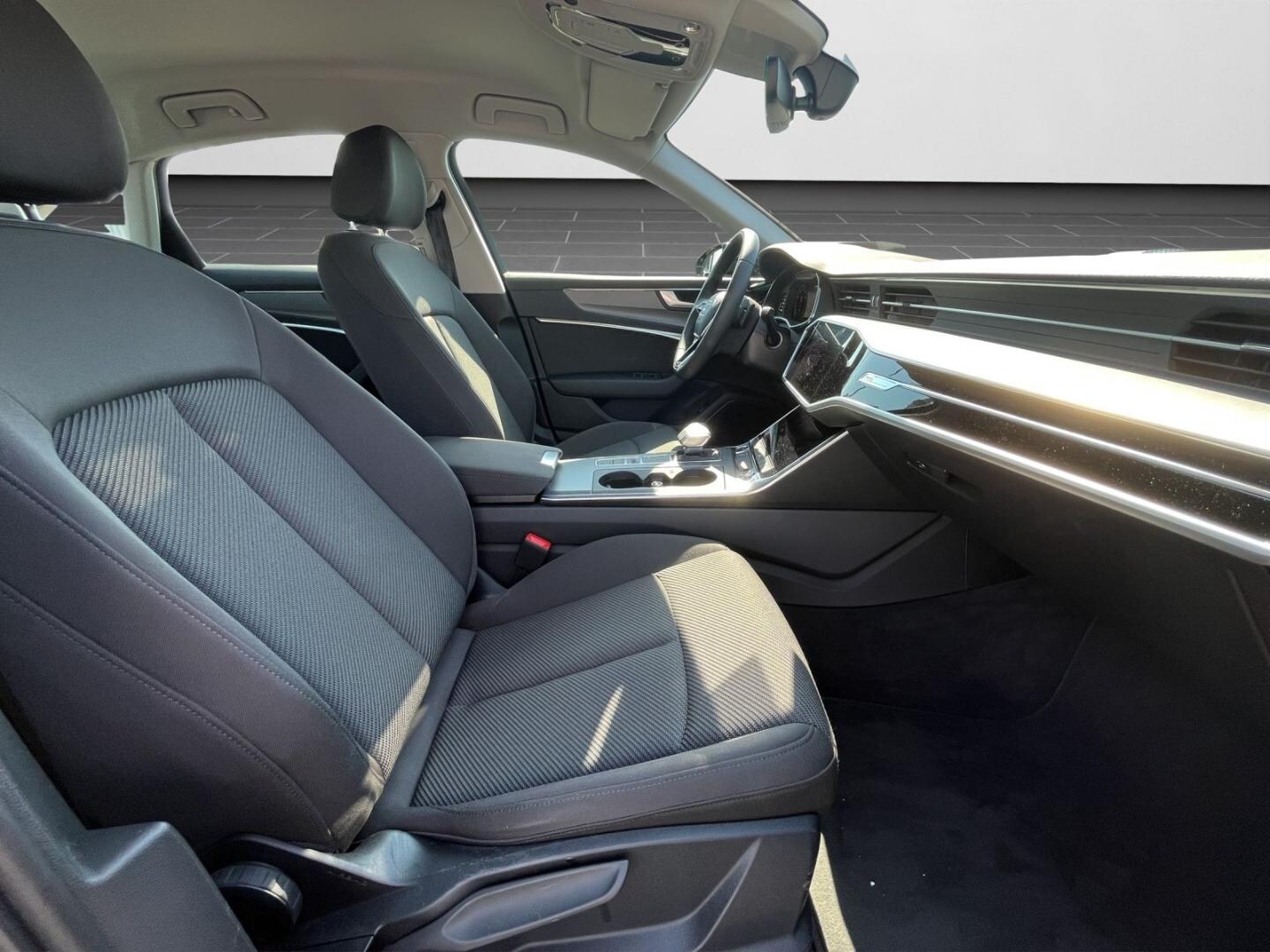 Bild über Audi A6 Limousine advanced 45 TFSI S tronic - für weitere Informationen kontaktieren Sie den Audi Partner