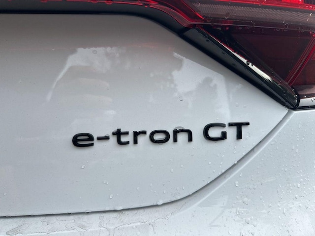 2026 Audi RS e-tron GT Performance Base - Photo 12