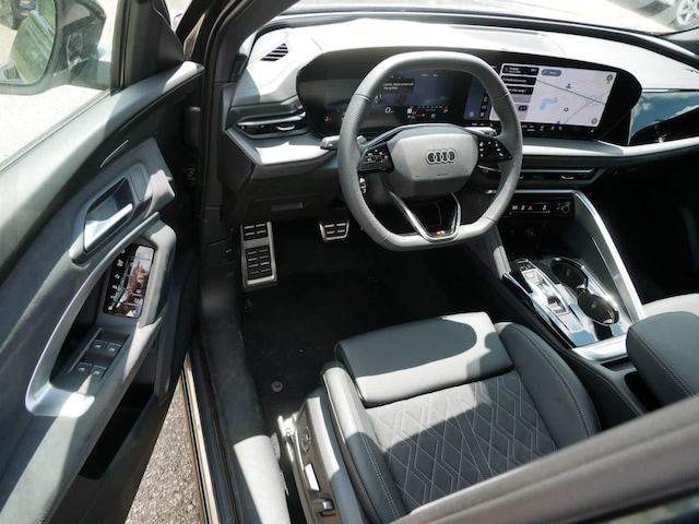 2026 Audi SQ5 Premium Plus - Photo 9
