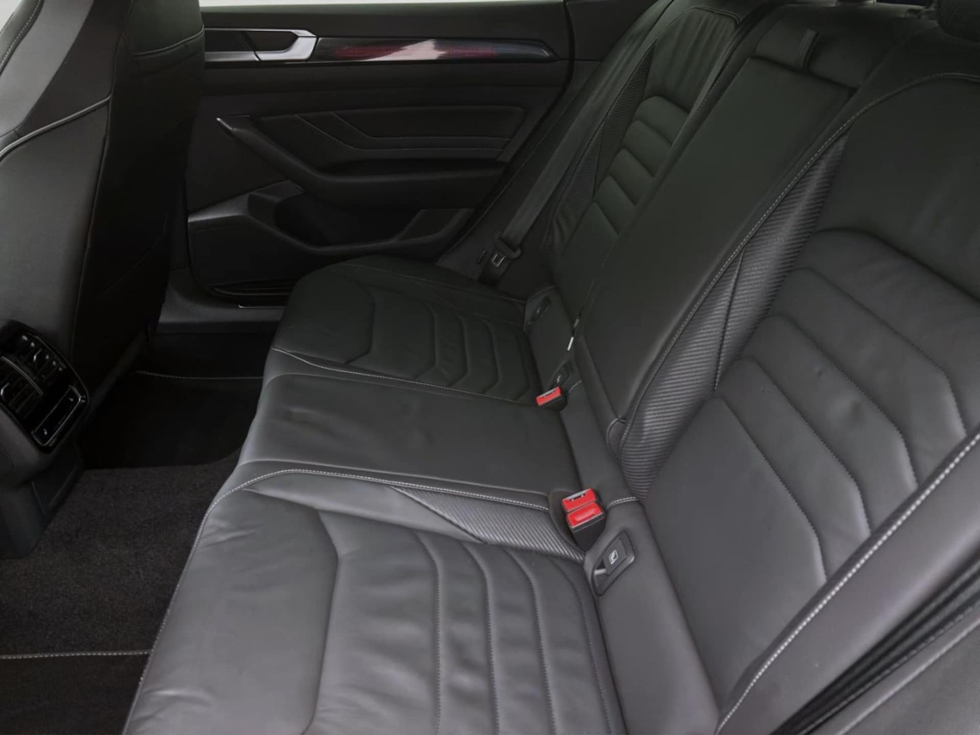Volkswagen Arteon R-Line