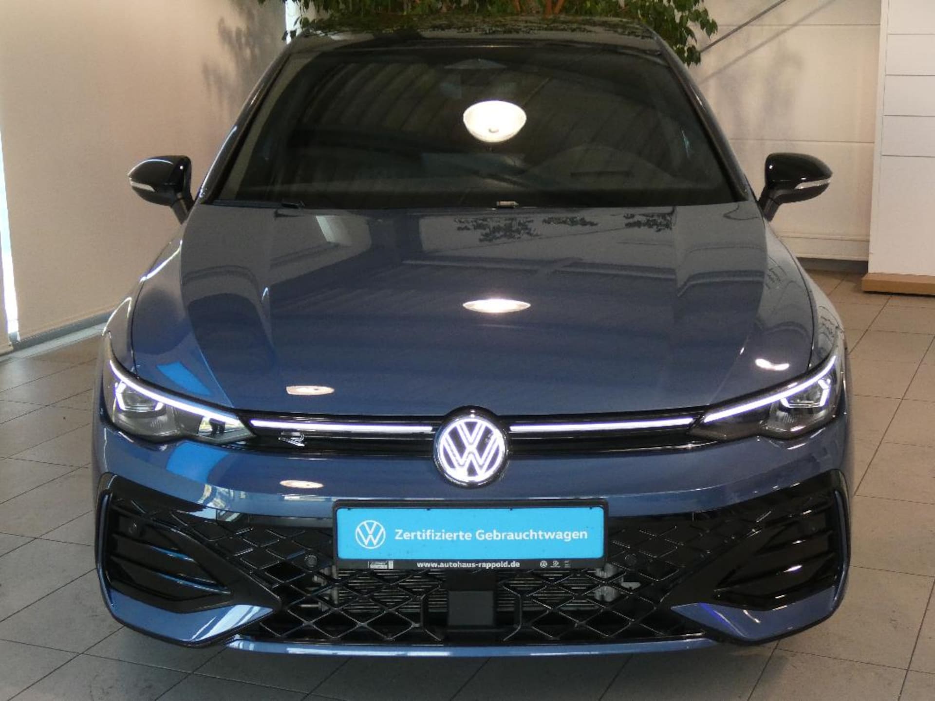 Volkswagen Golf R-Line