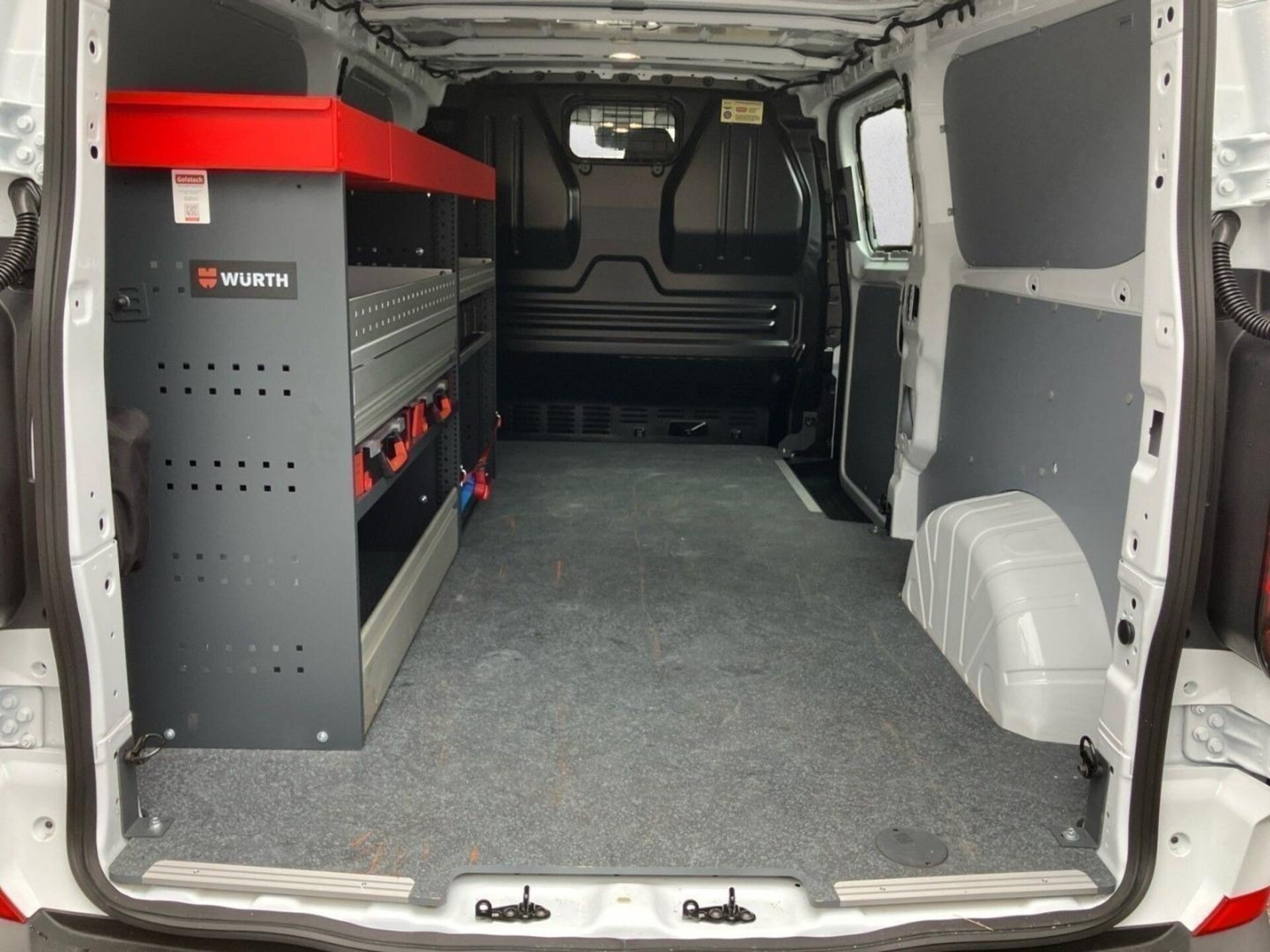 Volkswagen Transporter Kasten langer Radstand