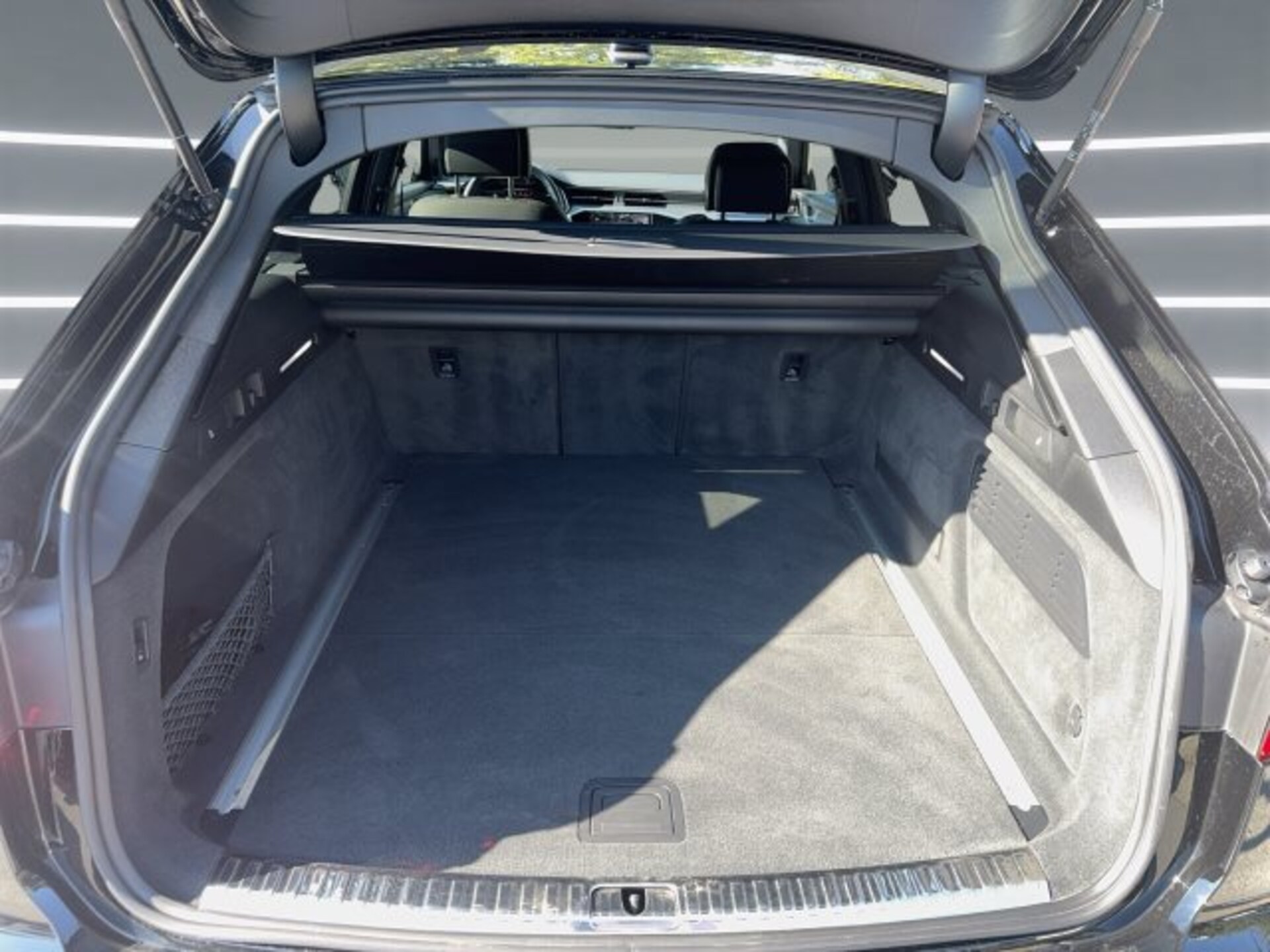 Audi S6 Avant