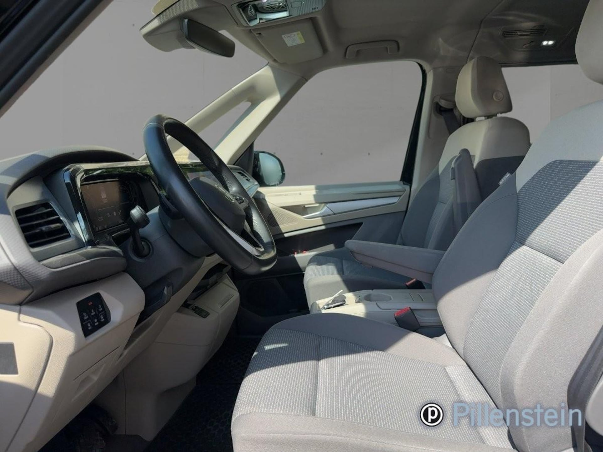 Volkswagen Multivan Basis-Modell