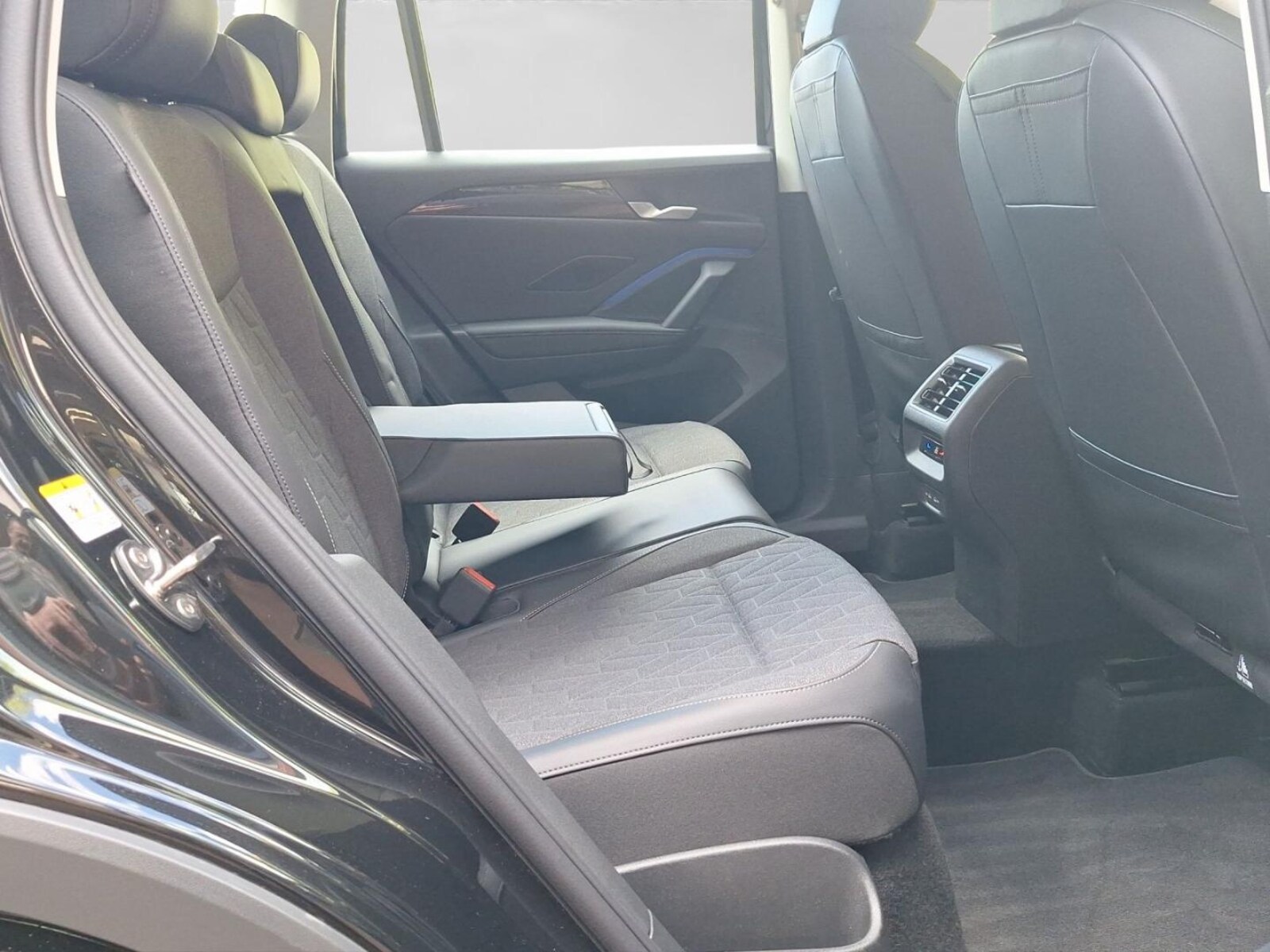 Volkswagen Tiguan – Bild 6