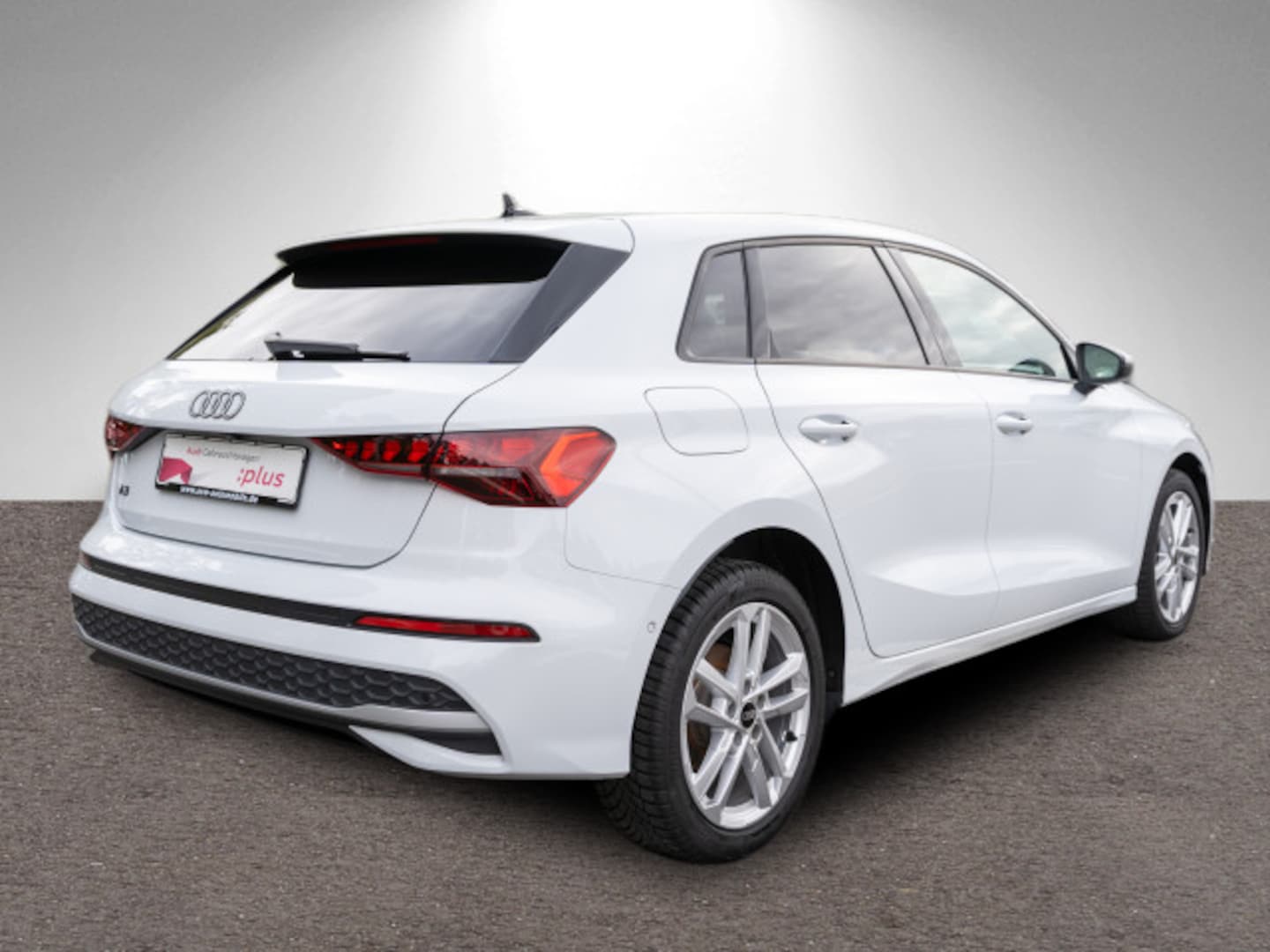 Bild über Audi A3 Sportback TFSI e TFSI e 150 kW S tronic - für weitere Informationen kontaktieren Sie den Audi Partner