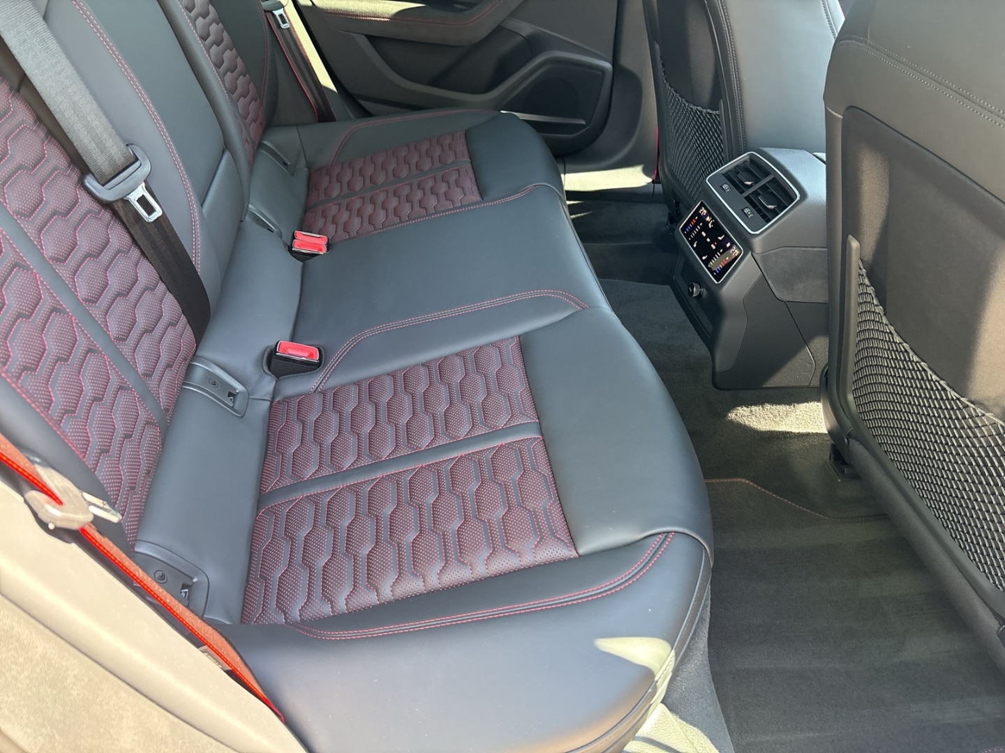 Image about Audi RS 6 Avant performance quattro tiptronic