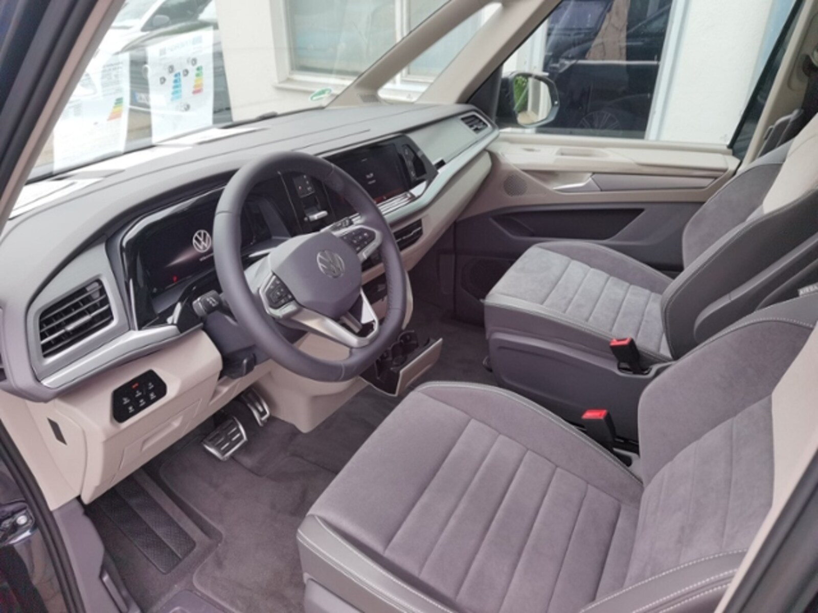 Volkswagen Multivan Langversion – Bild 6