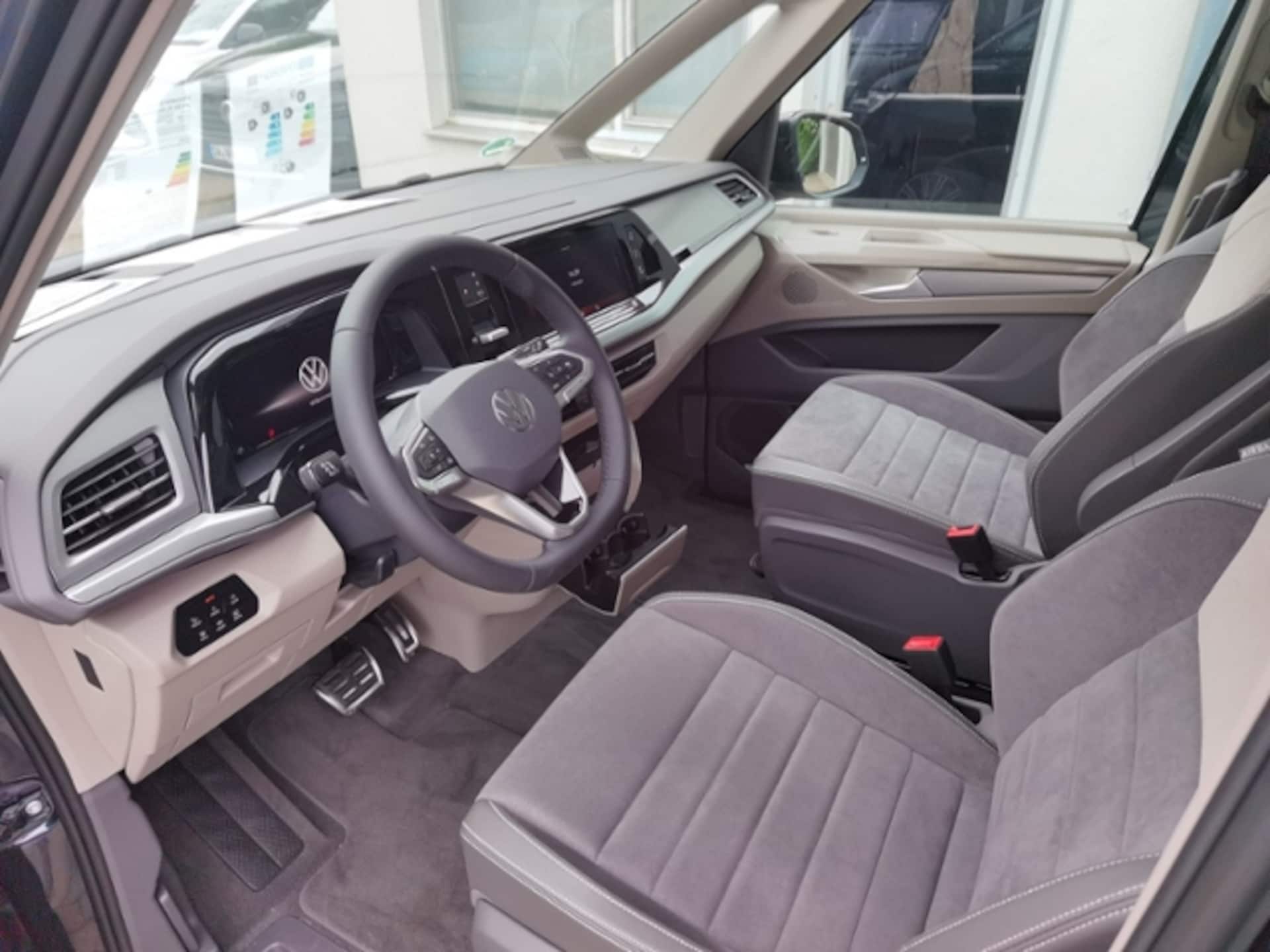Volkswagen Multivan Langversion Style