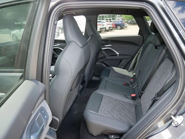 2026 Audi SQ5 Premium Plus - Photo 10