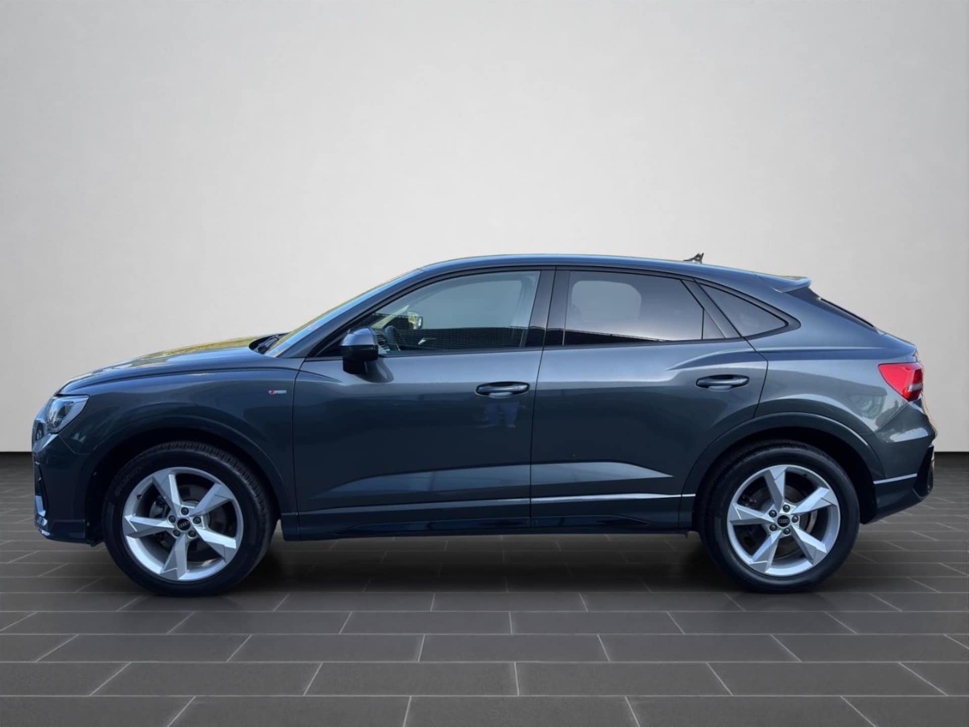 Audi Q3 Sportback S line