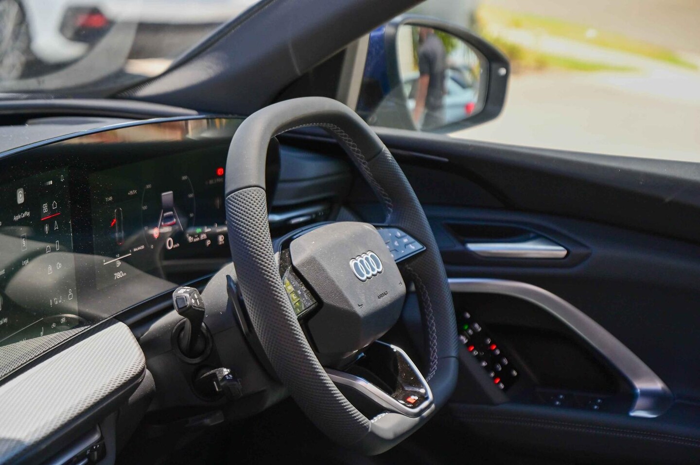 Image about Audi Q5 SUV TDI quattro 150 kW sport