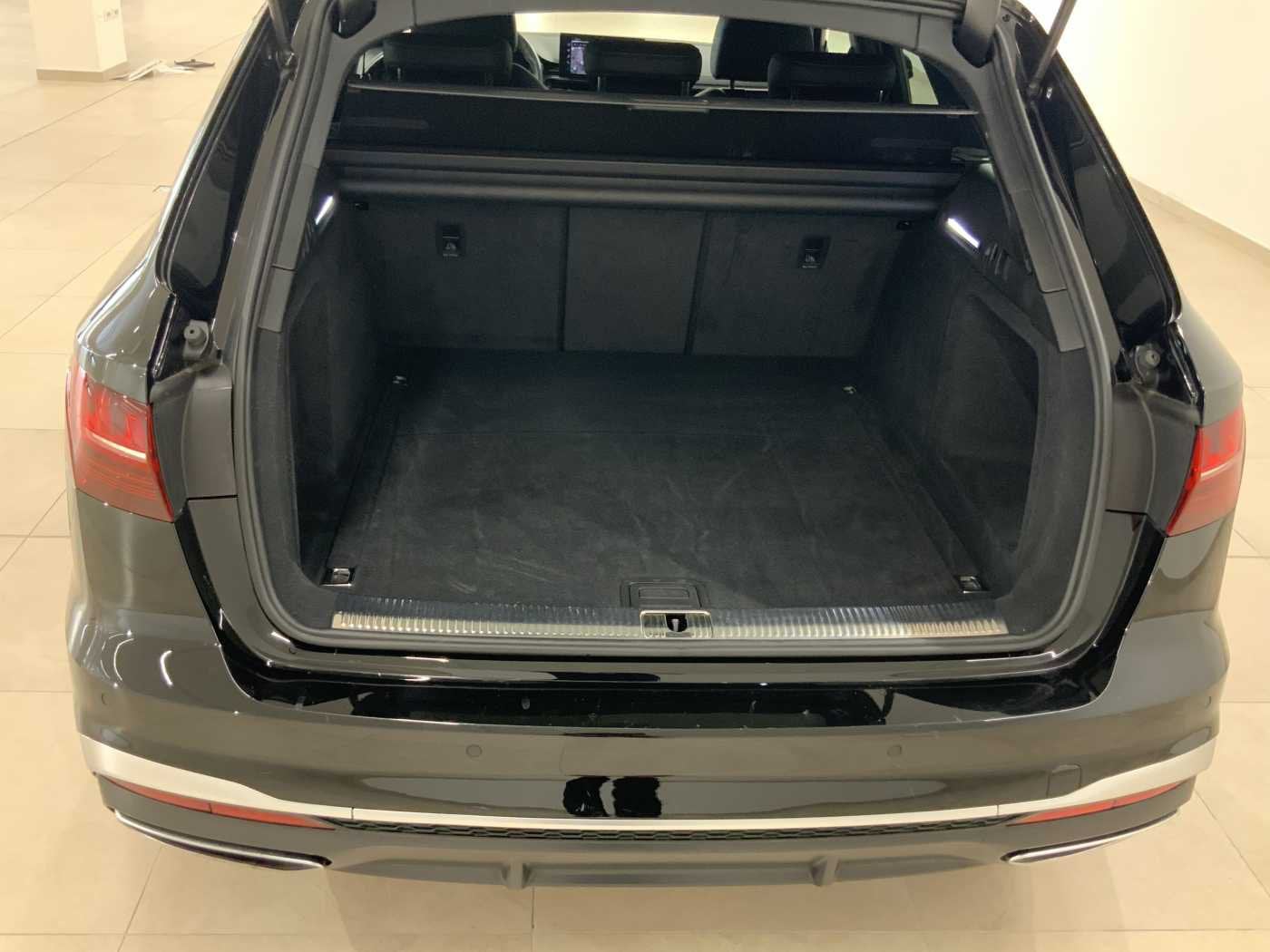 Immagine di Audi A4 Avant S line edition 40 TDI quattro 150 kW (204 CV) S tronic - Vista: for more details contact your dealer