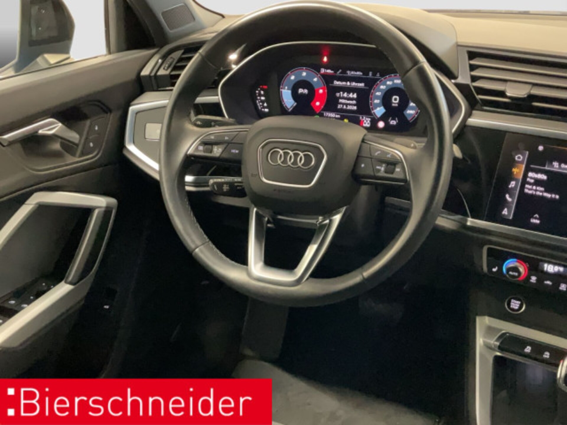Audi Q3 SUV S line