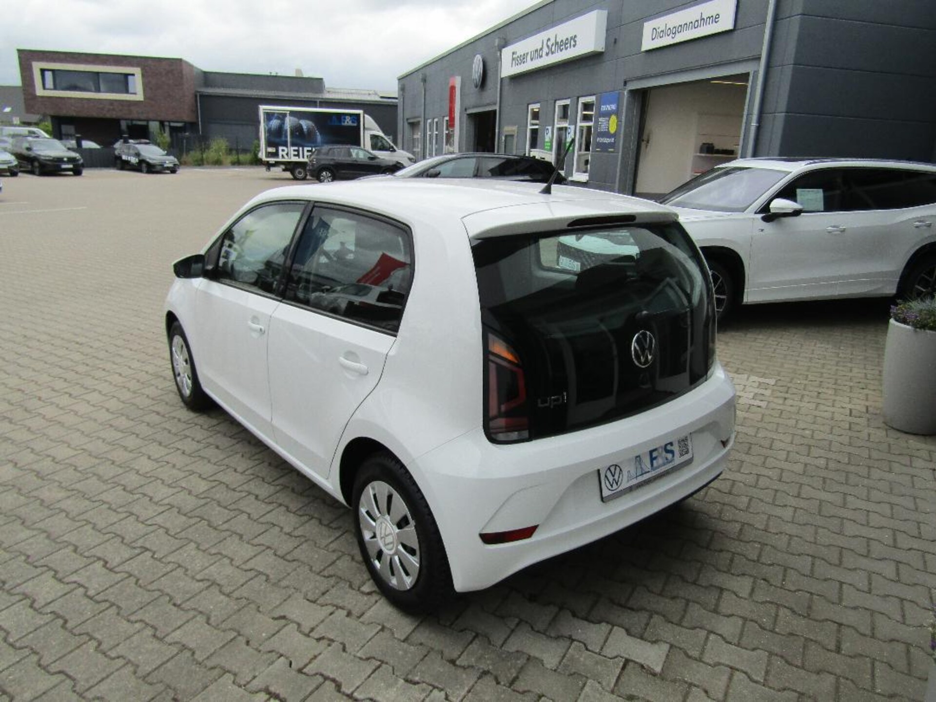 Volkswagen up!