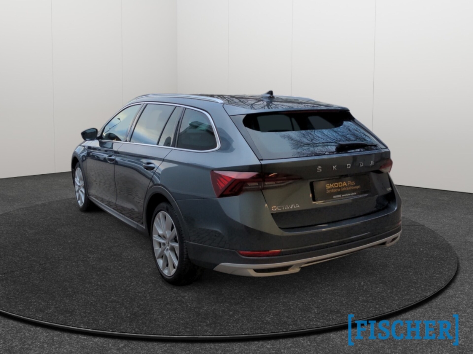 Skoda Octavia Combi SCOUT
