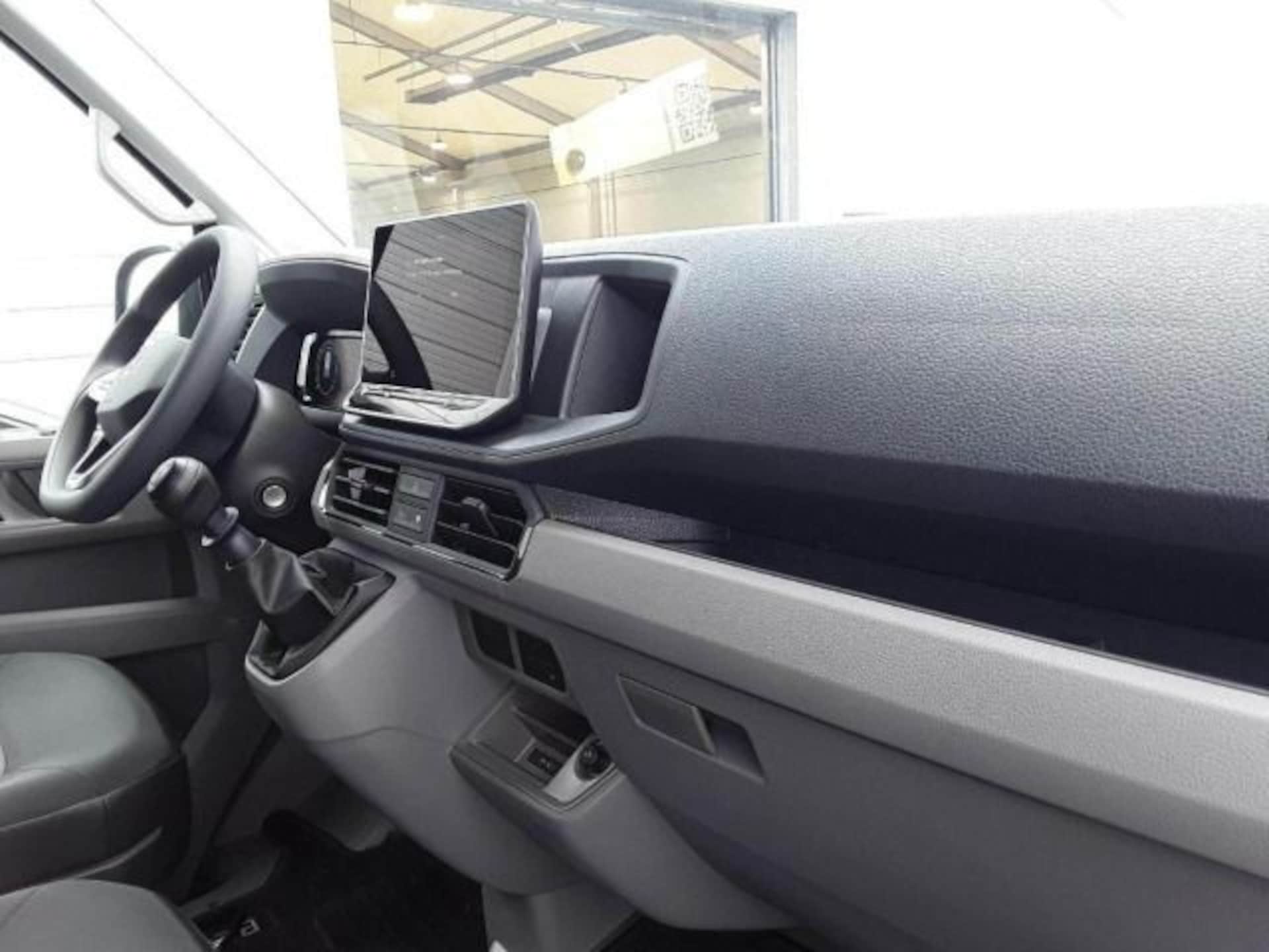Volkswagen Crafter Kasten mittlerer Radstand