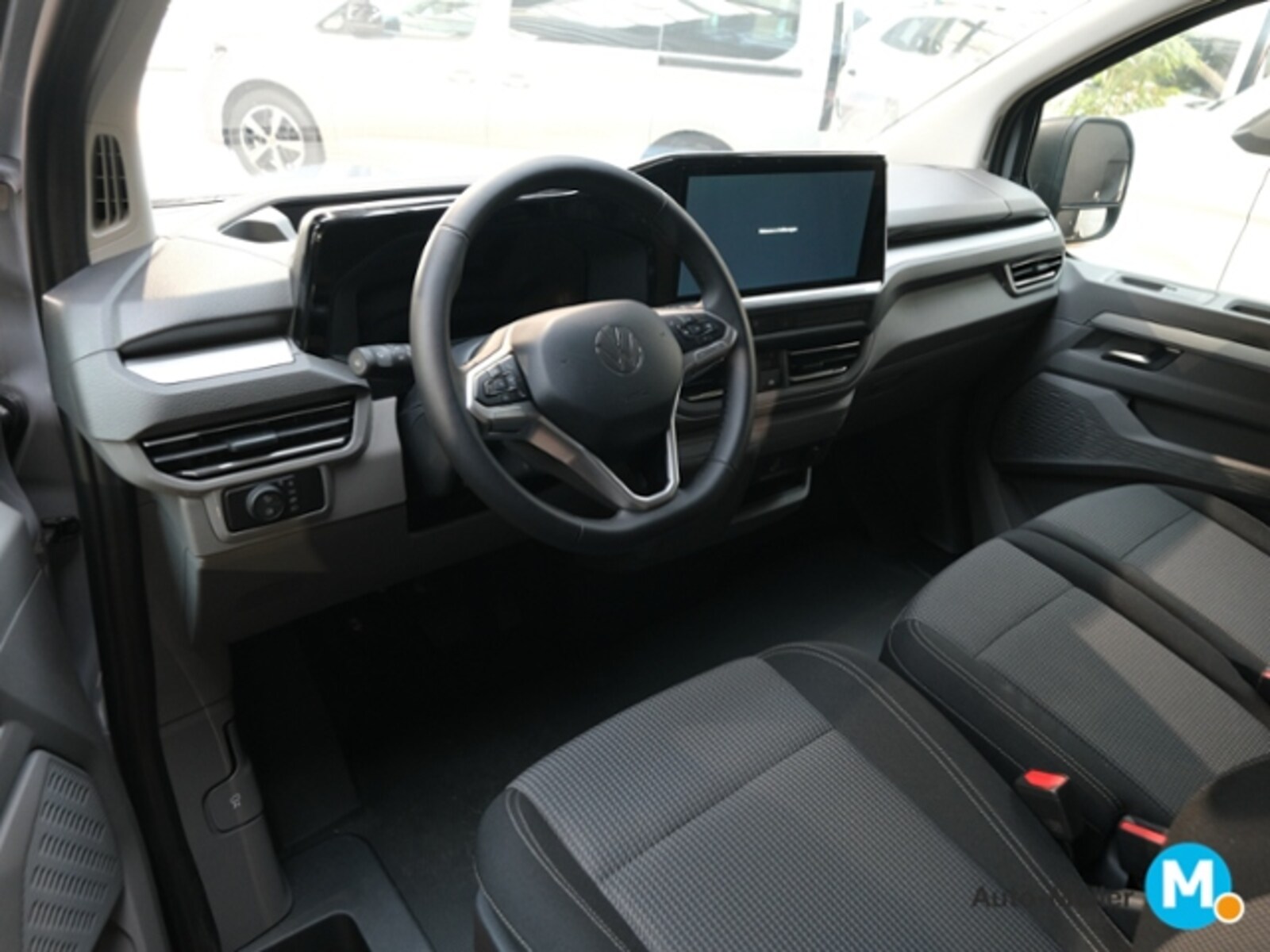 Volkswagen Transporter Kasten kurzer Radstand – Bild 3