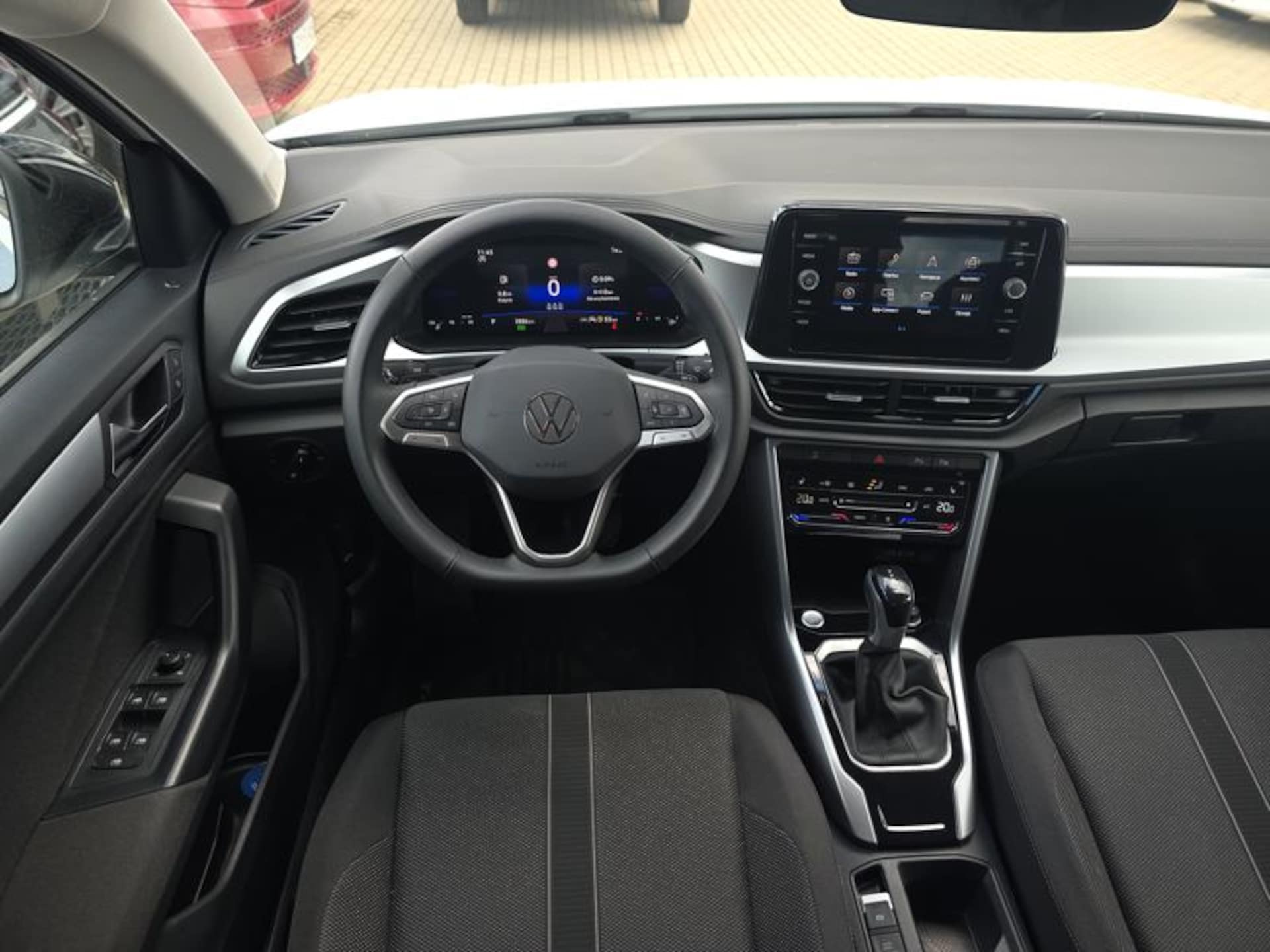 Volkswagen T-Roc Life