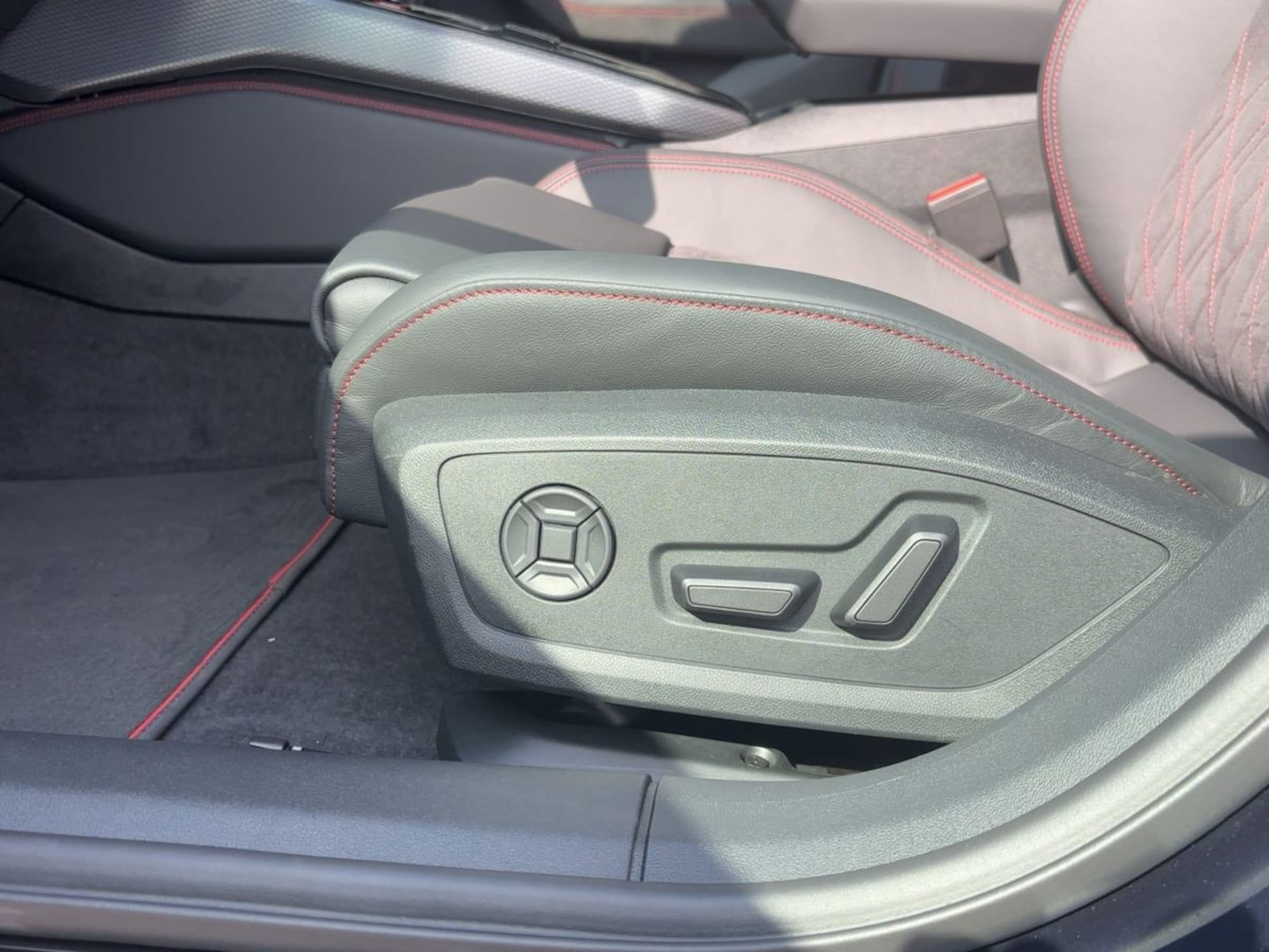 Audi A5 Avant e-hybrid