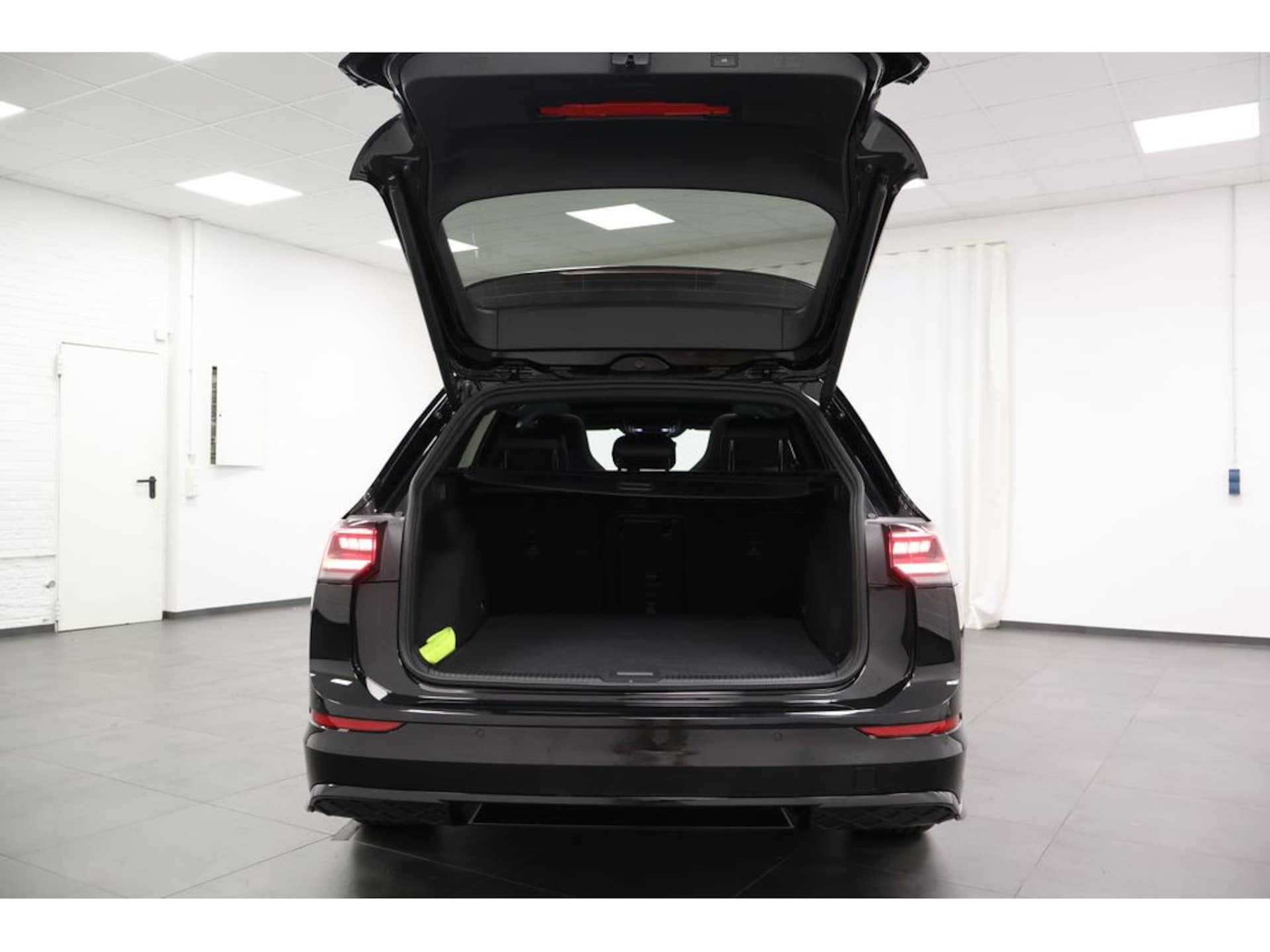 Volkswagen Golf Variant R-Line