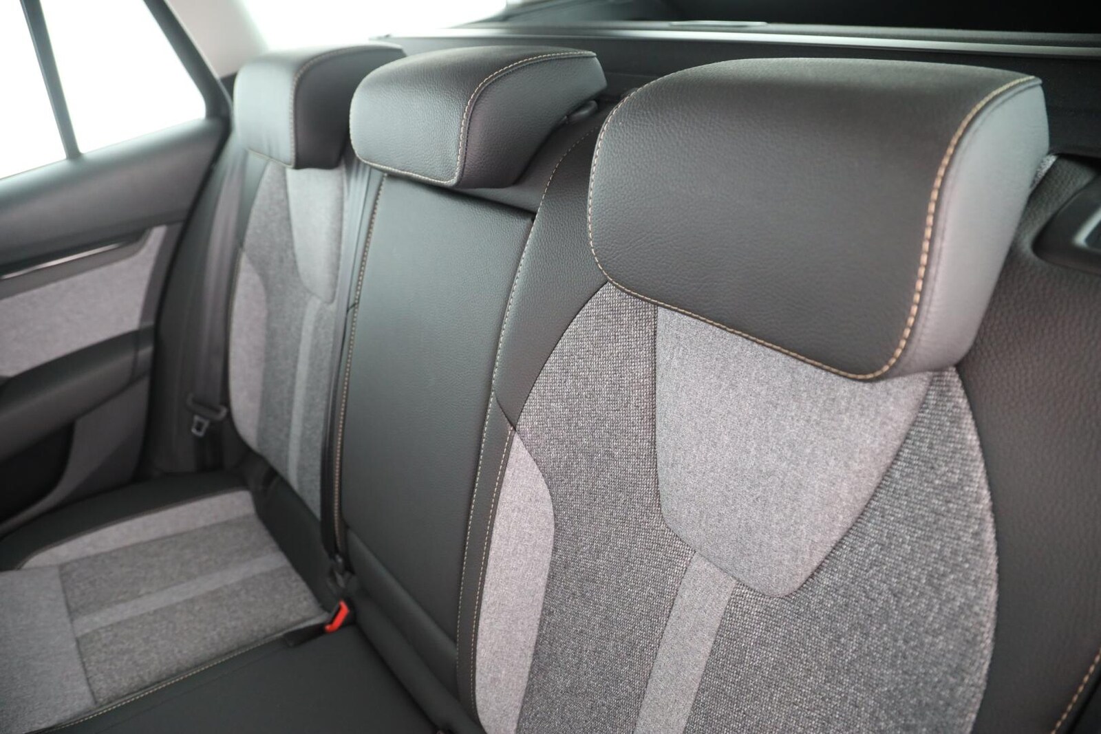 Škoda Octavia Combi – Bild 13