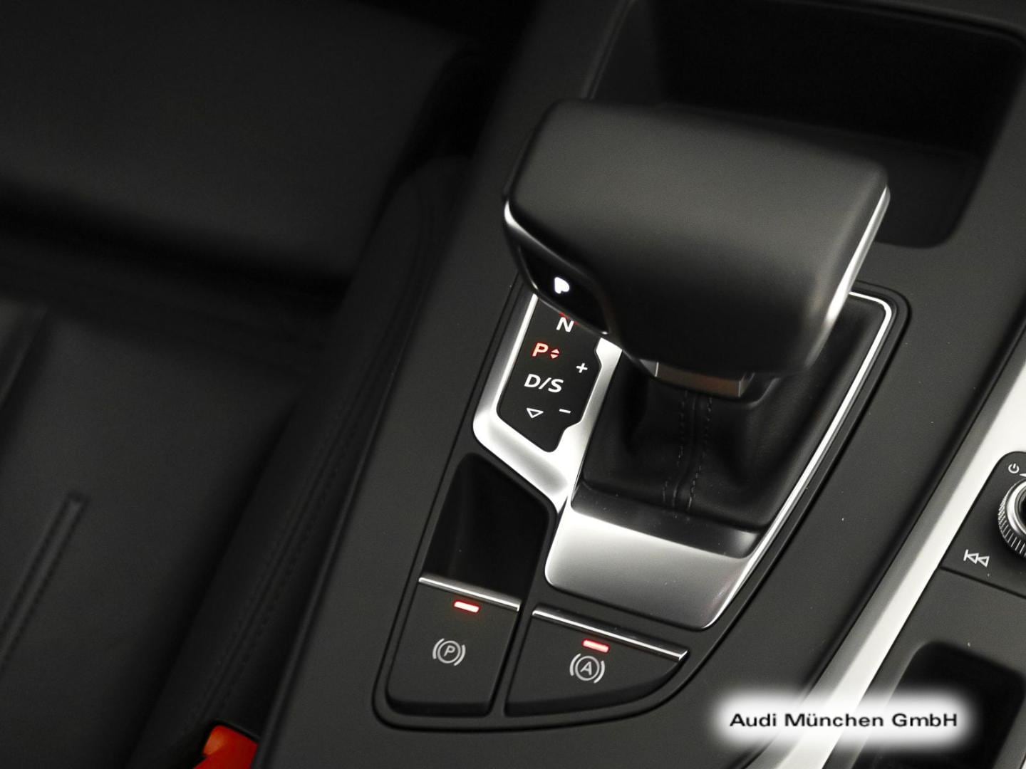 Bild über Audi A4 Avant 40 TDI quattro S tronic - für weitere Informationen kontaktieren Sie den Audi Partner