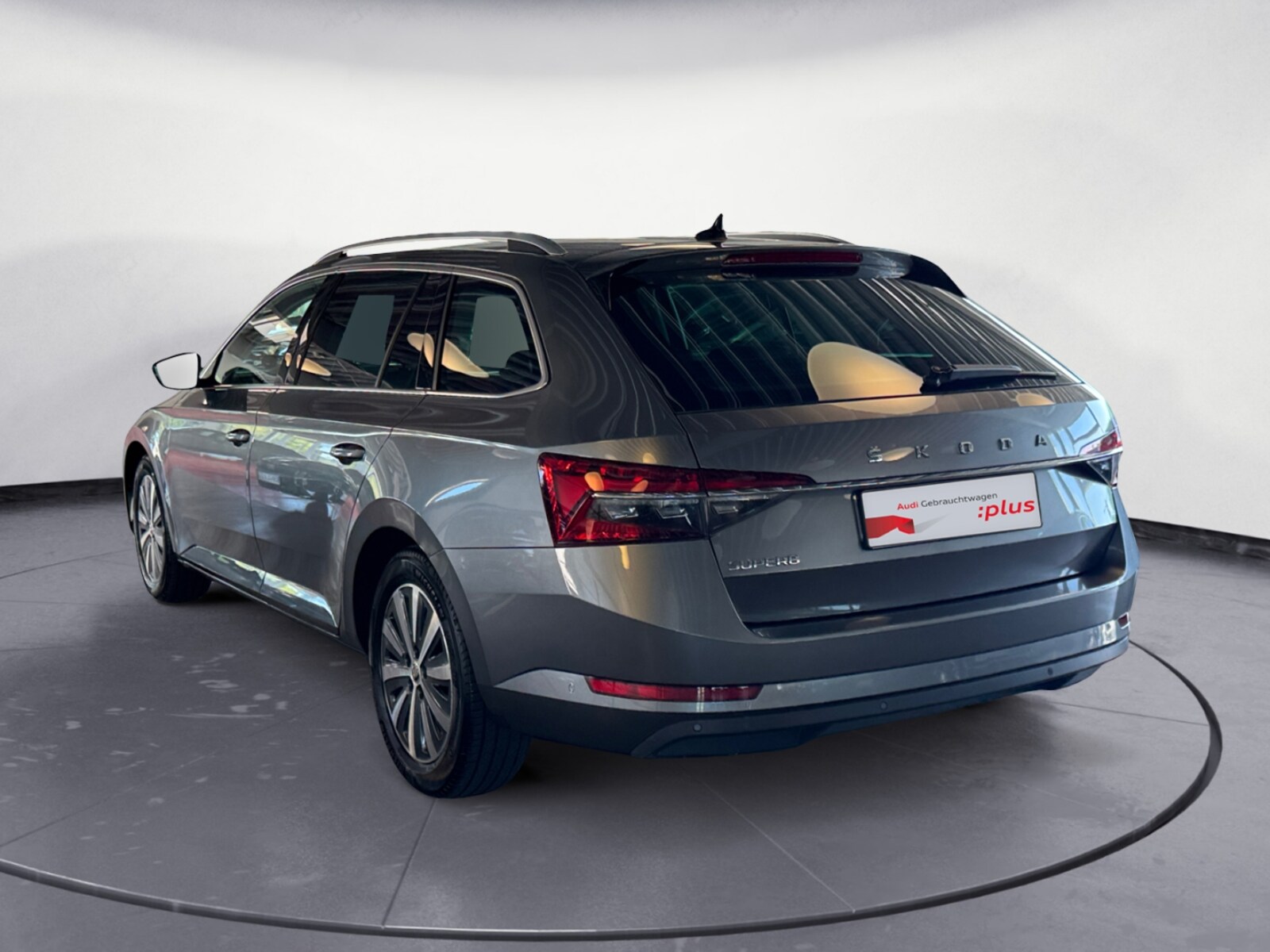 Škoda Superb Combi – Bild 2