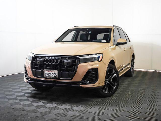 2025 Audi Q7 Premium Plus's photo