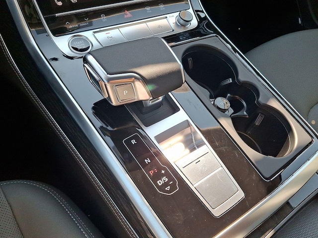 2025 Audi Q7 Premium Plus - Photo 13