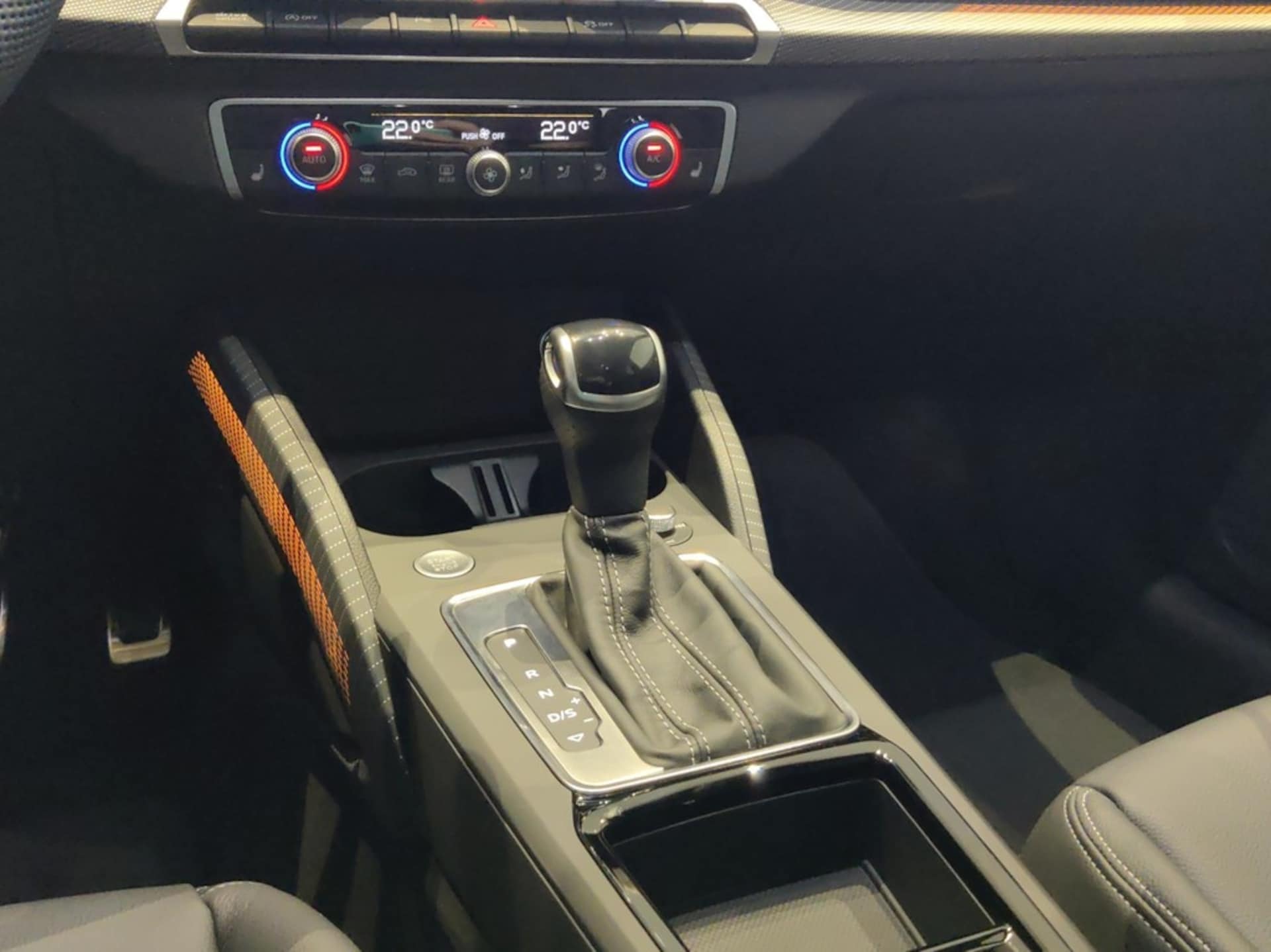 Audi Q2 S line