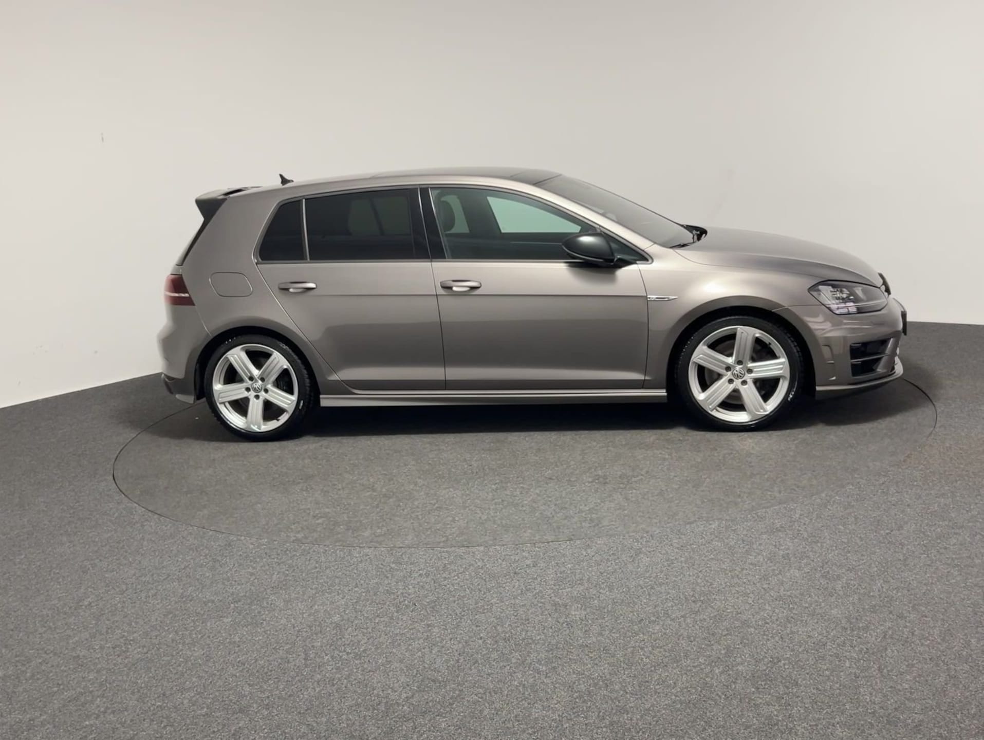 Volkswagen Golf R