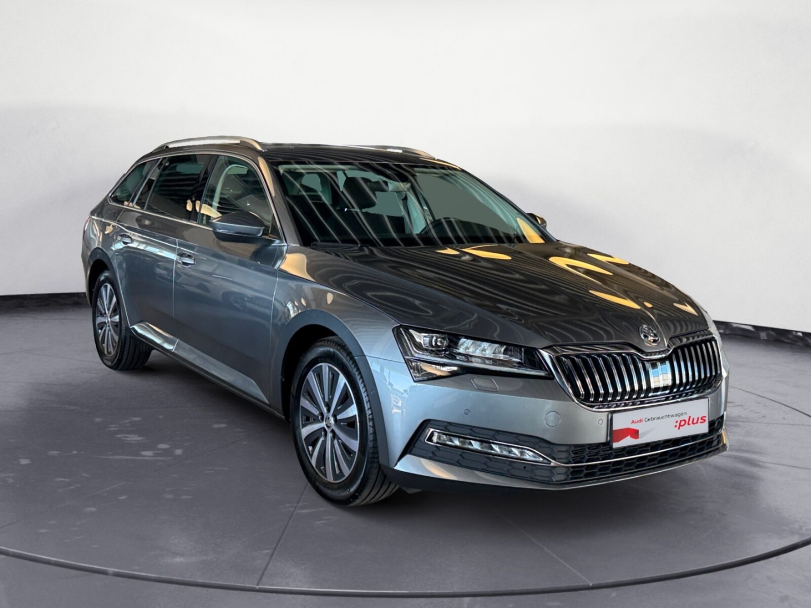 Škoda Superb Combi – Bild 5