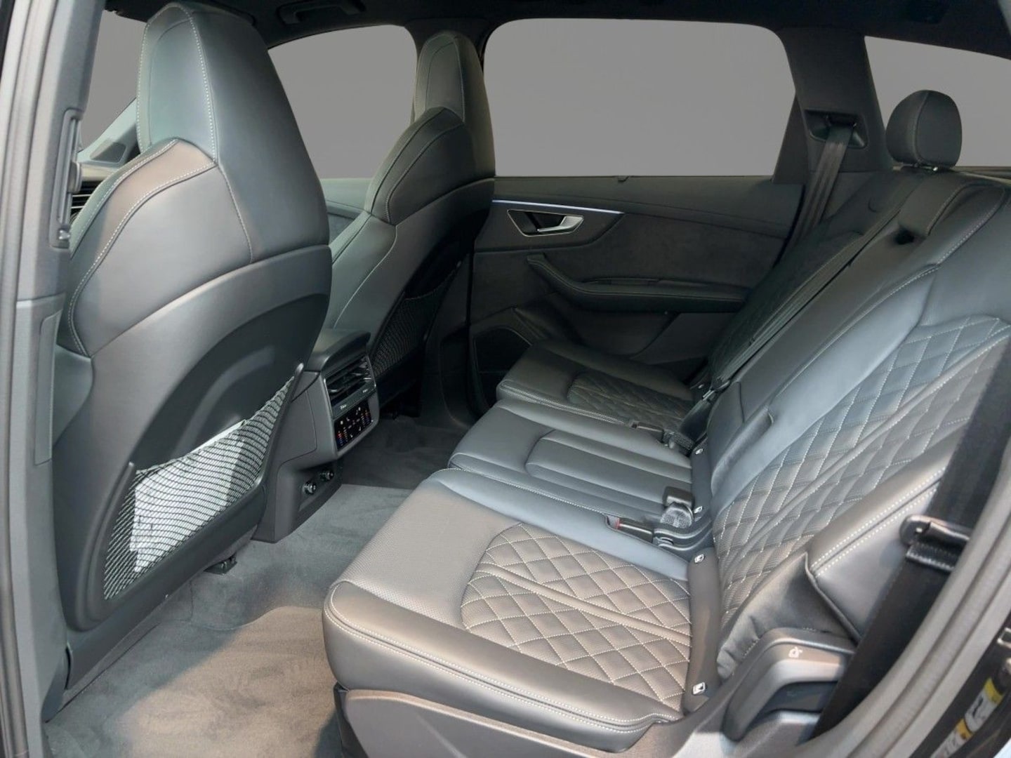Bild über Audi Q7 SUV S line business TDI quattro 210 kW tiptronic - für weitere Informationen kontaktieren Sie den Audi Partner