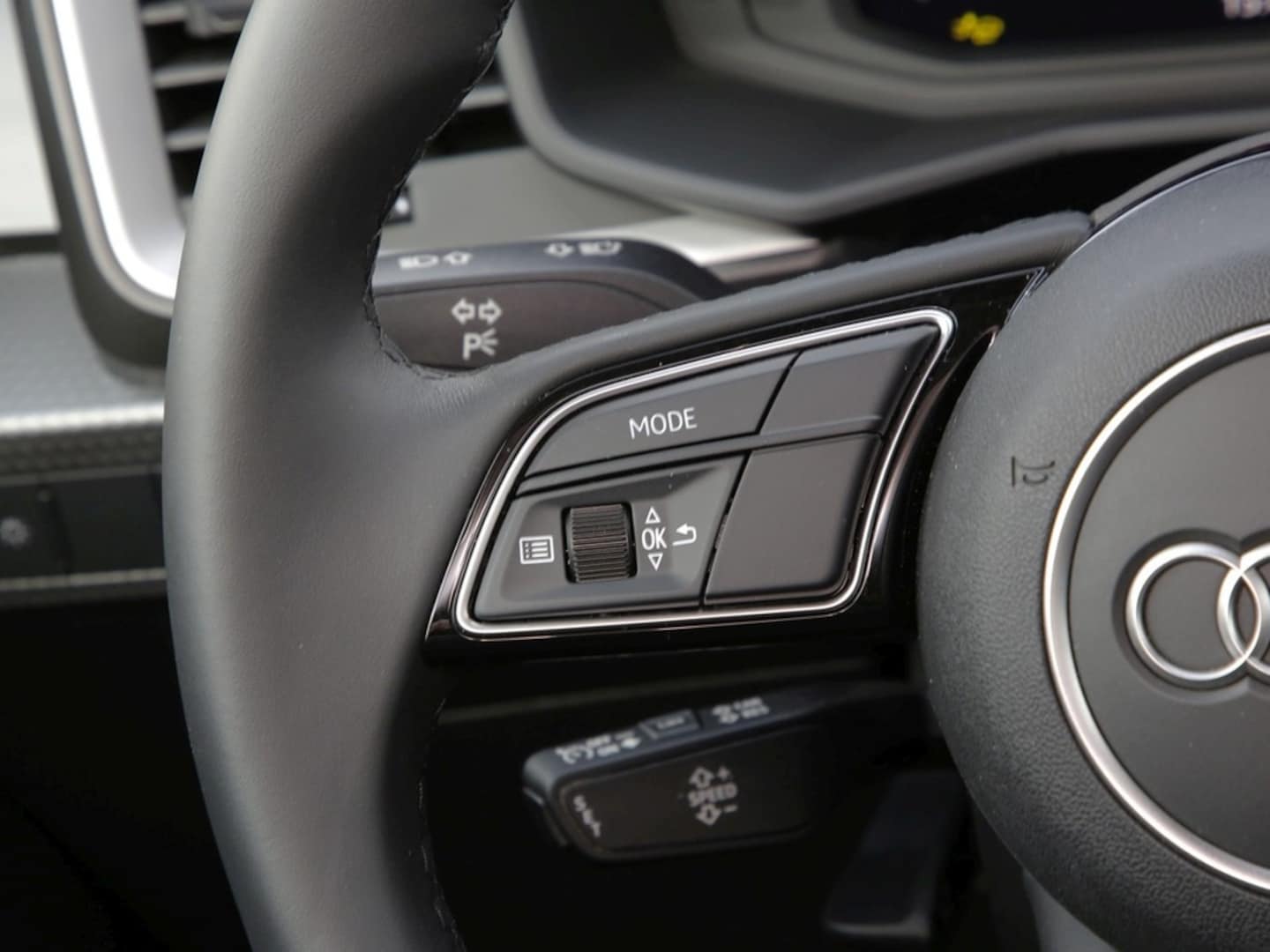 Bild über Audi A1 Sportback S line 25 TFSI S tronic - für weitere Informationen kontaktieren Sie den Audi Partner