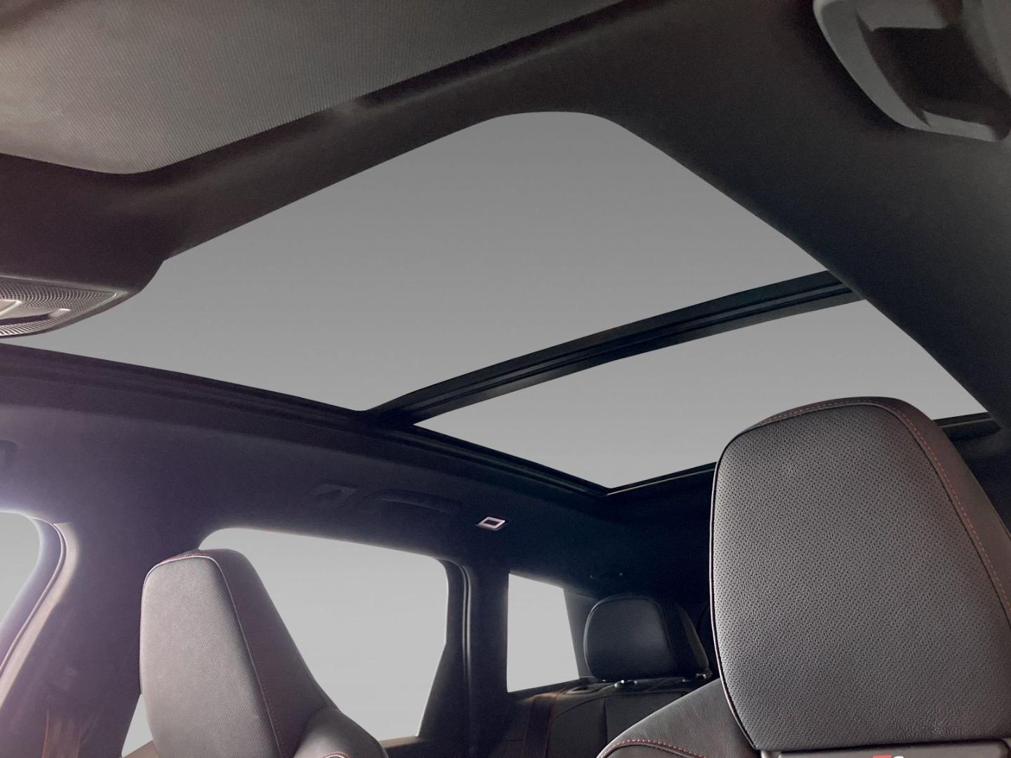 Image about Audi SQ6 SUV e-tron e-tron quattro