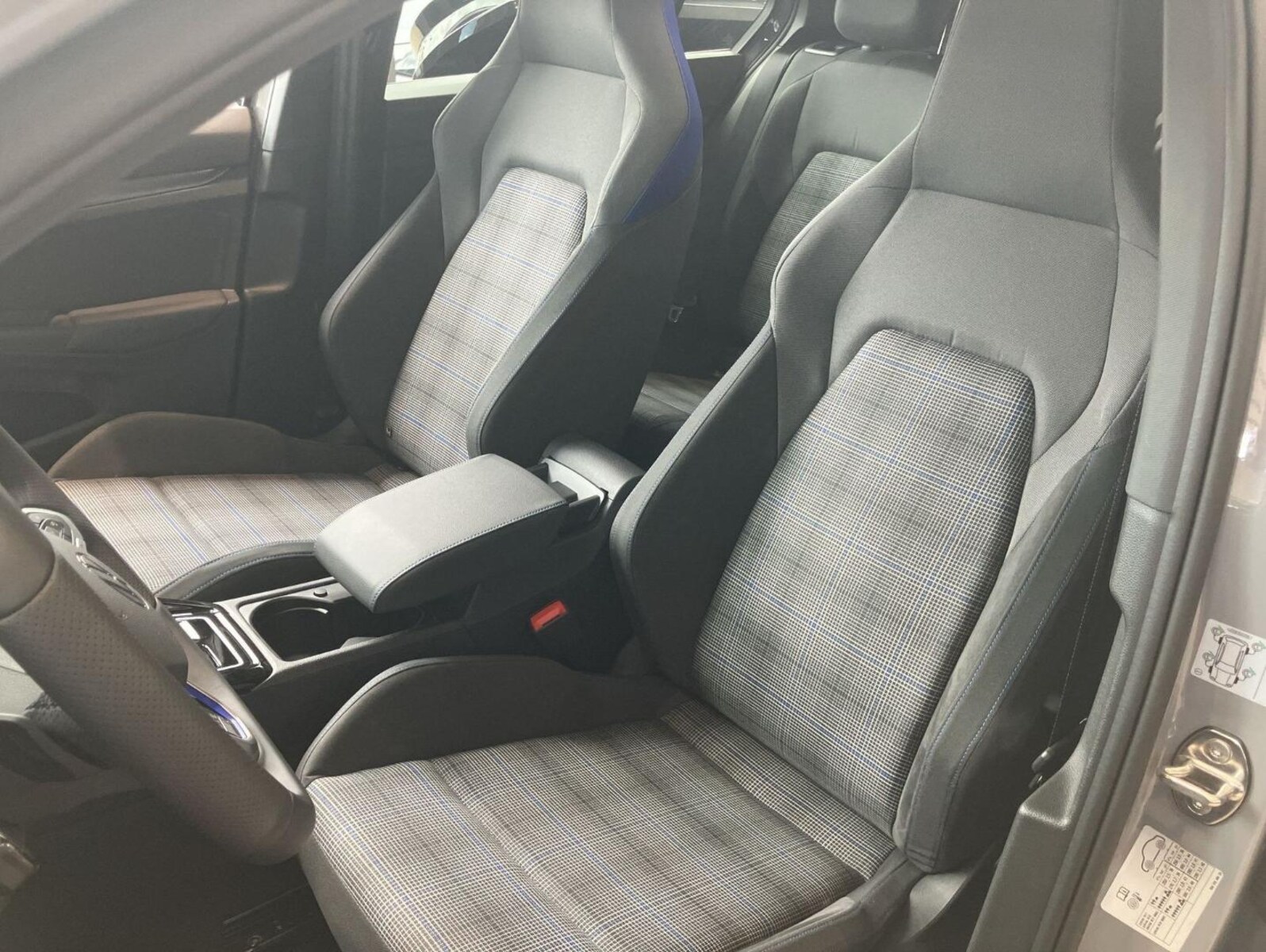 Volkswagen Golf – Bild 10