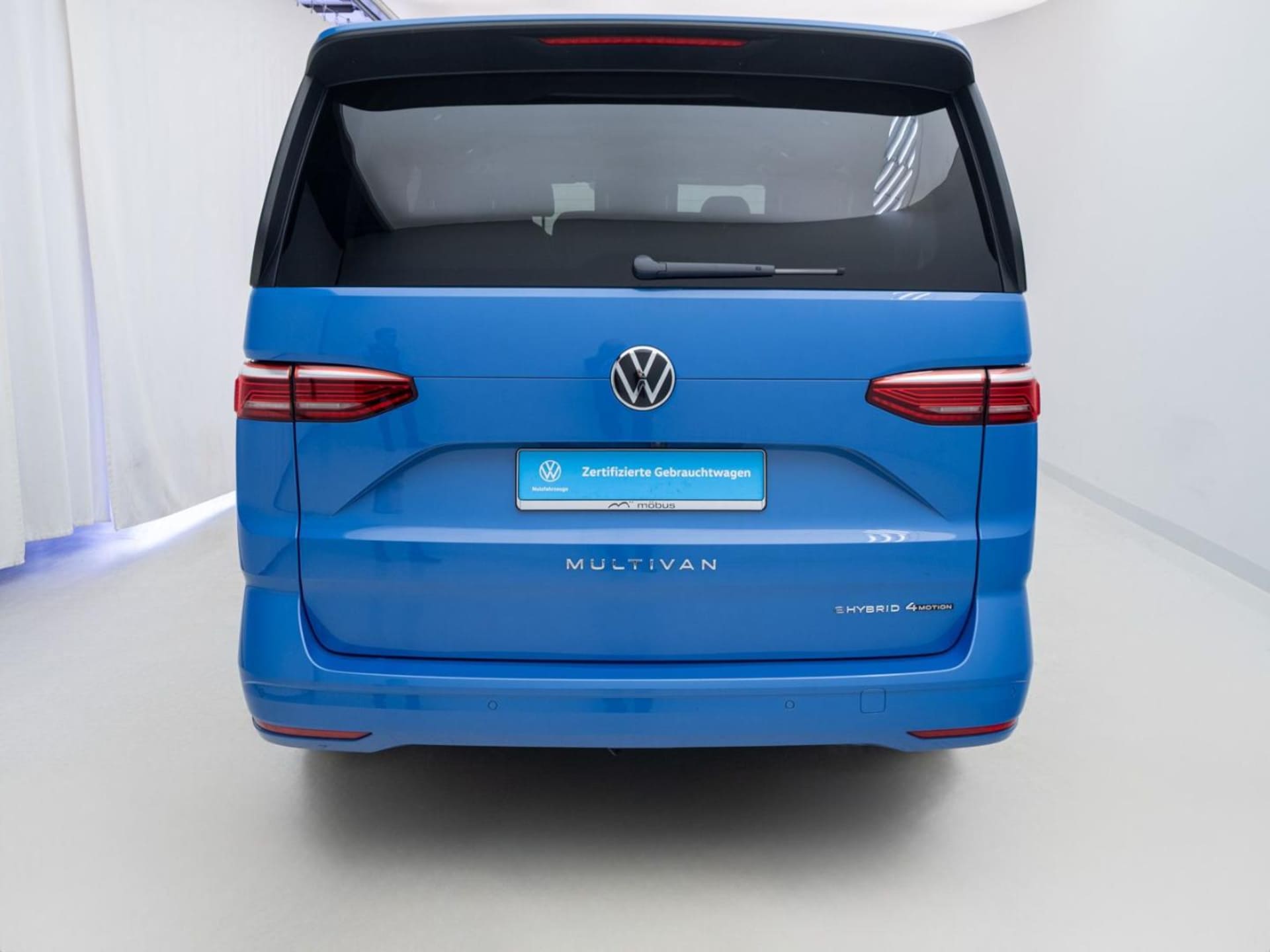 Volkswagen Multivan Langversion Basis-Modell