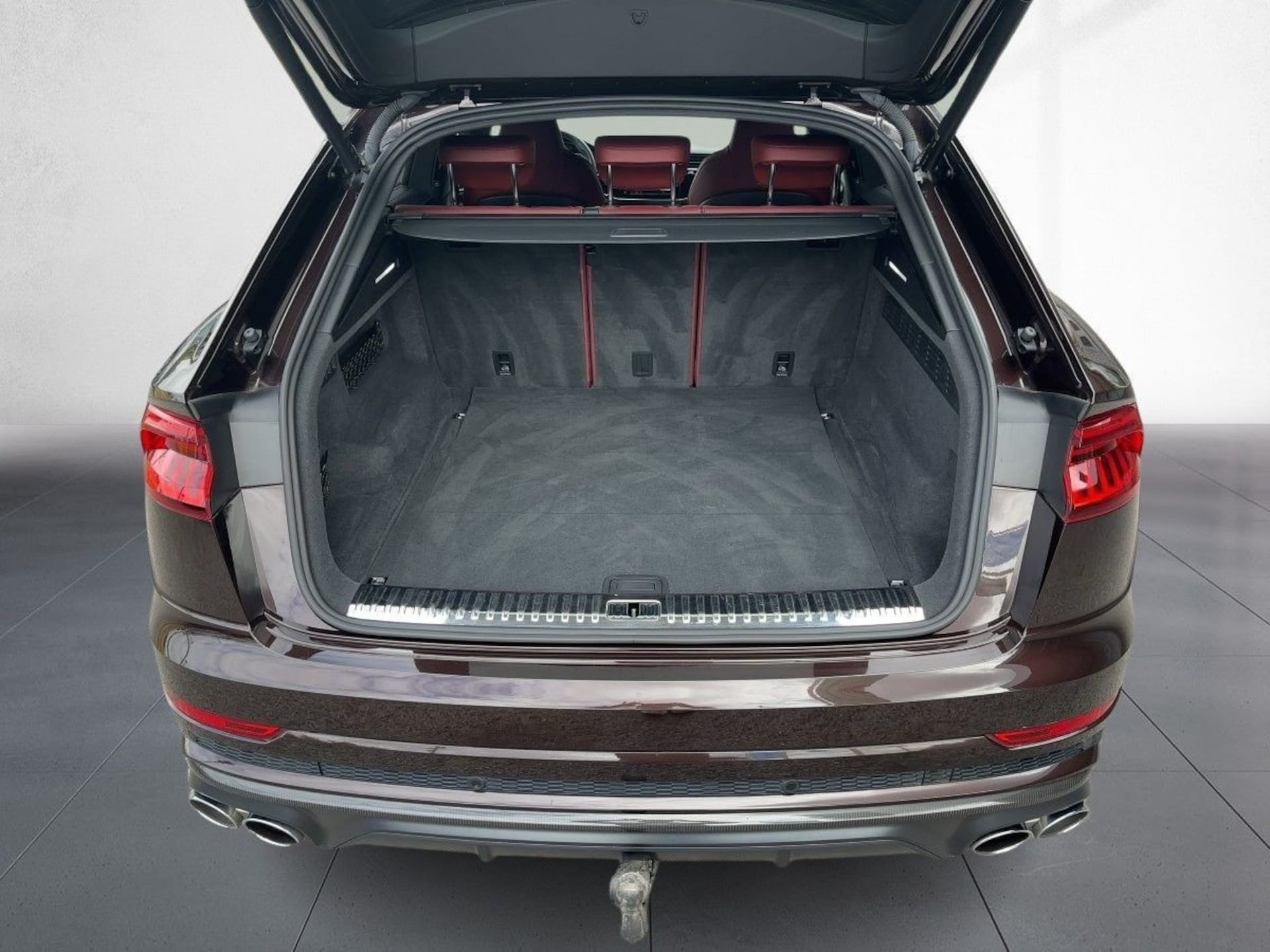 Audi SQ8 SUV