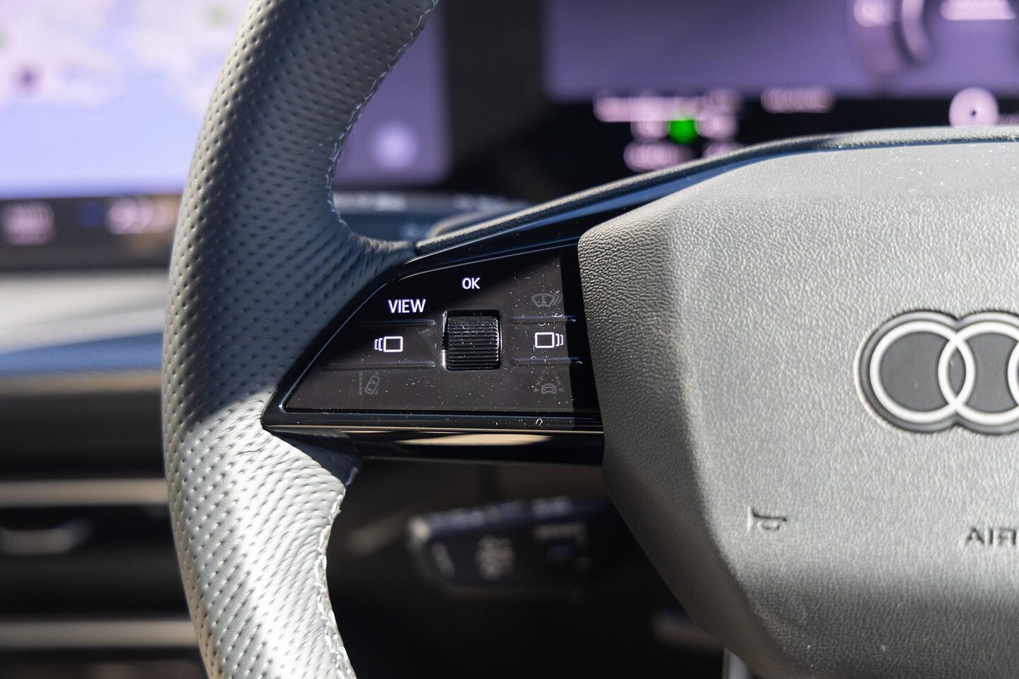 Image about Audi Q5 SUV e-hybrid quattro S tronic